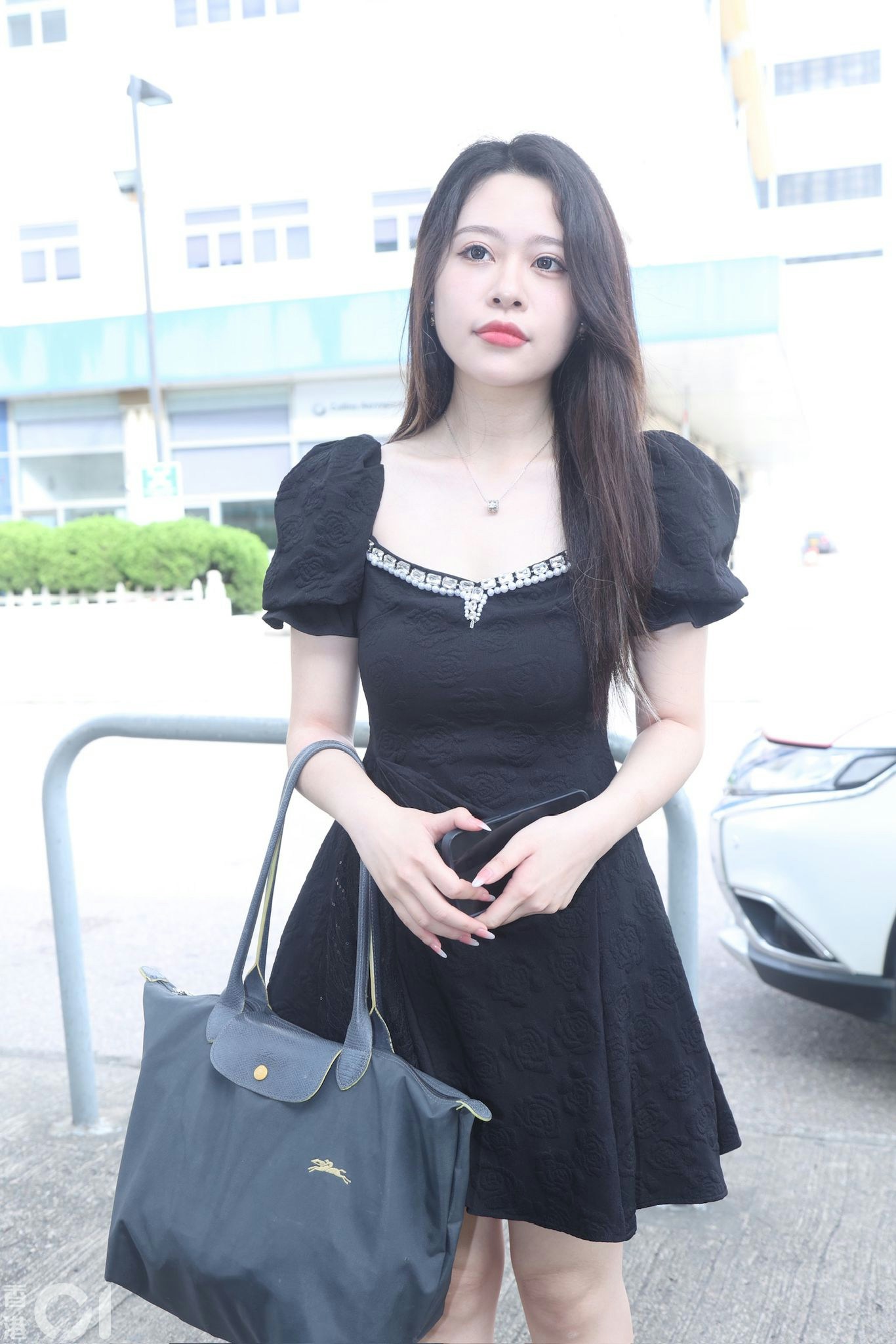 26岁Tiffany，报称客服，从上海回港参选，准备表演唱歌，为选港姐减了4公斤。（叶志明、梁碧玲摄）