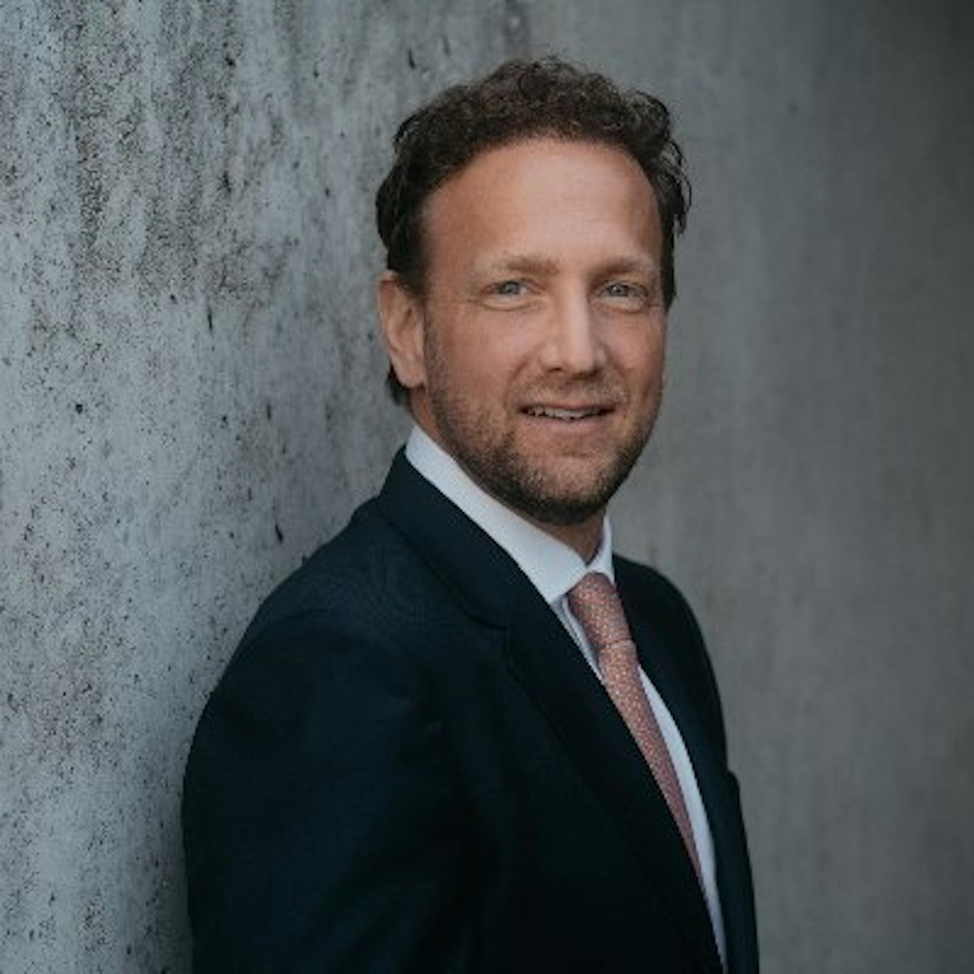 世界游泳聯合會(World Aquatics)2024年7月證實執行總監諾維茨基(Brent Nowicki)收到美國政府傳票,要求作證(X@BrentJNowicki)