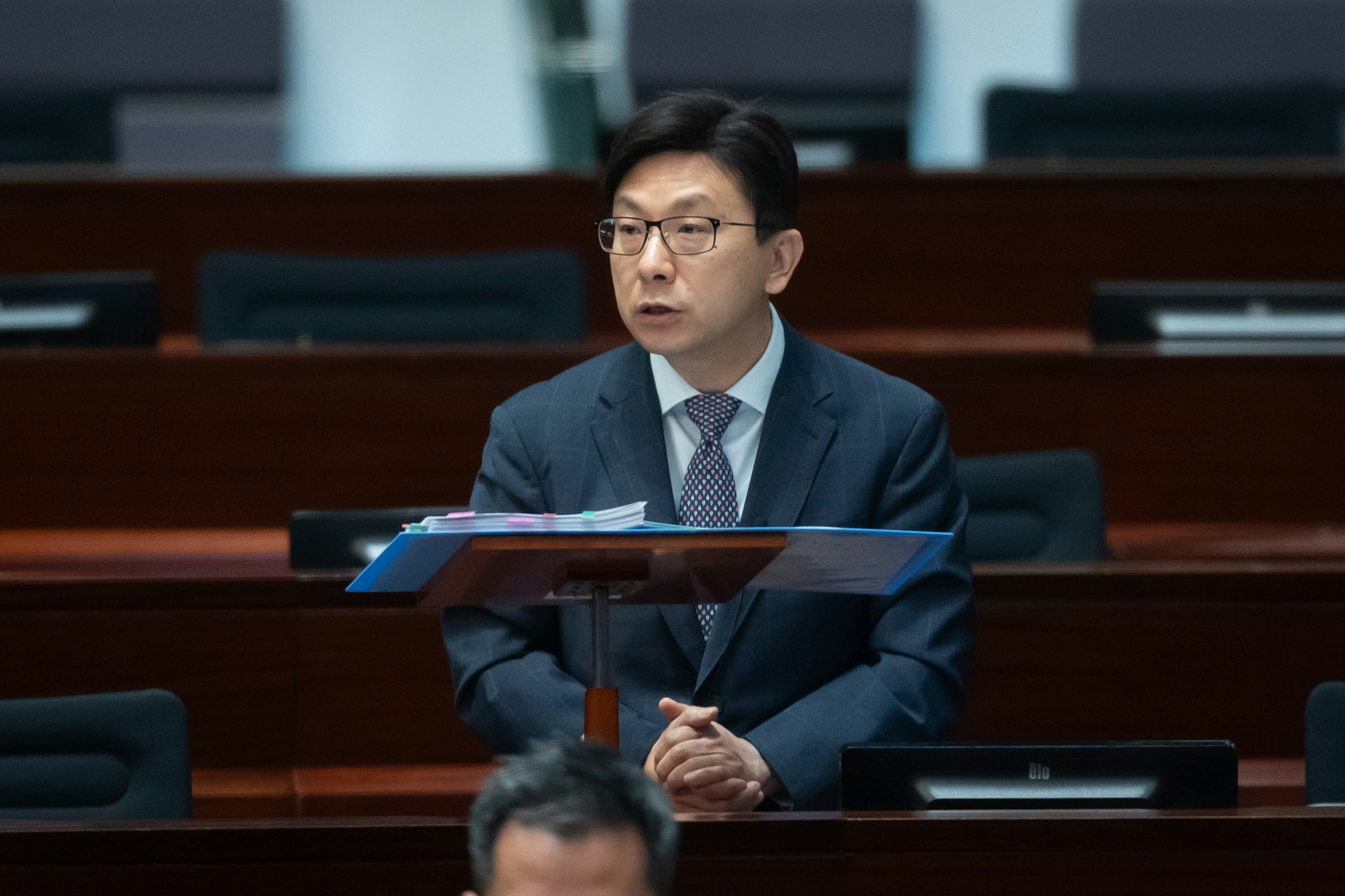 勞工及福利局局長孫玉菡認為被納入政府資助院舍便如有「Q嘜」認證,可吸引院舍申請。(廖雁雄攝) 勞工及福利局局長孫玉菡認為被納入政府資助院舍便如有「Q嘜」認證,可吸引院舍申請。(廖雁雄攝)