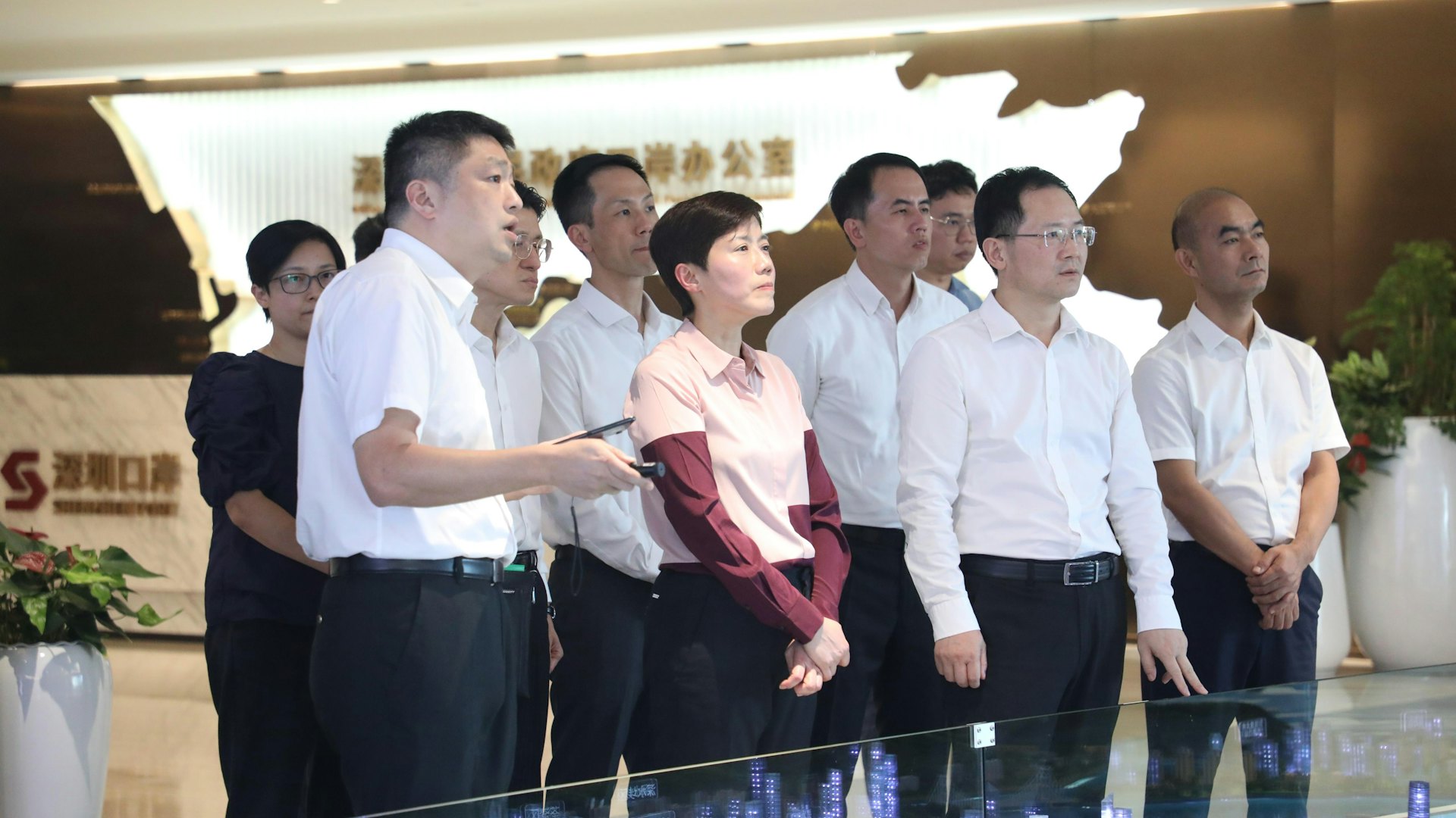 何珮珊訪深圳商提升口岸規劃和智慧口岸 將繼續配合口岸重建 何珮珊訪深圳商提升口岸規劃和智慧口岸 將繼續配合口岸重建
