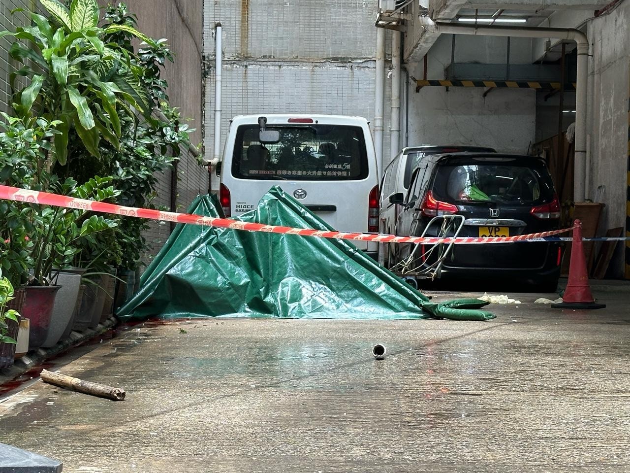 荃灣工人搭棚墮斃｜勞工處發暫時停工通知書停止搭建竹棚等工序