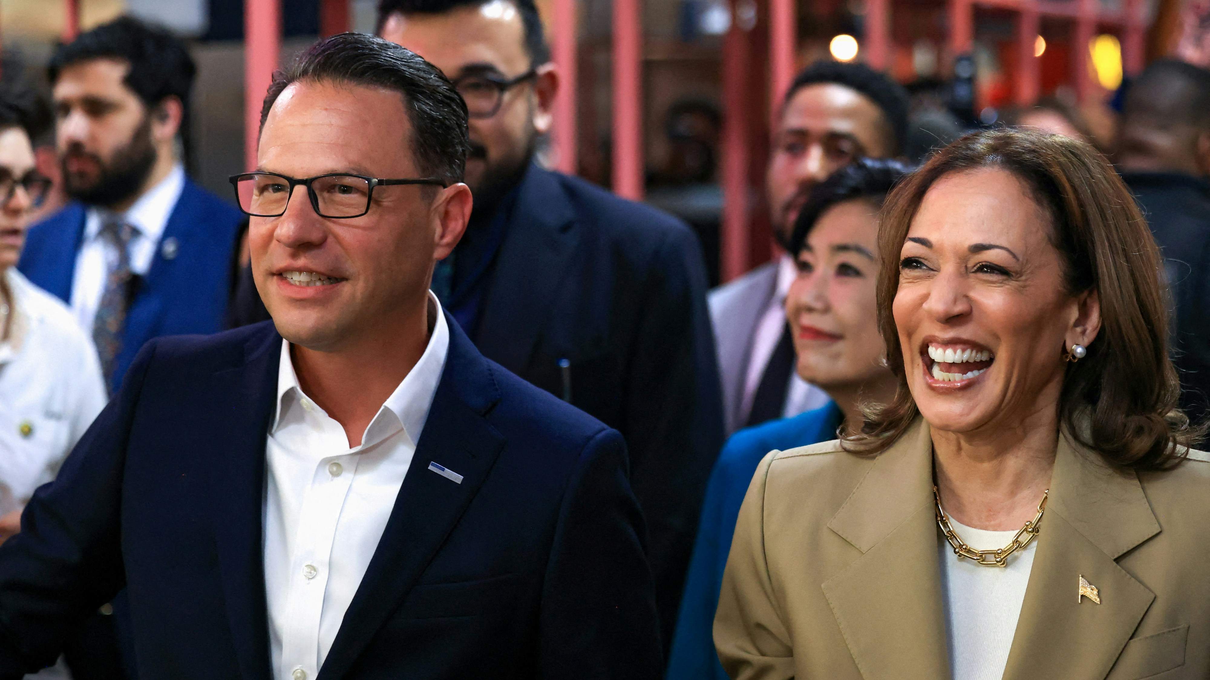 美國大選｜路透社：賀錦麗副手人選縮窄至最後2強