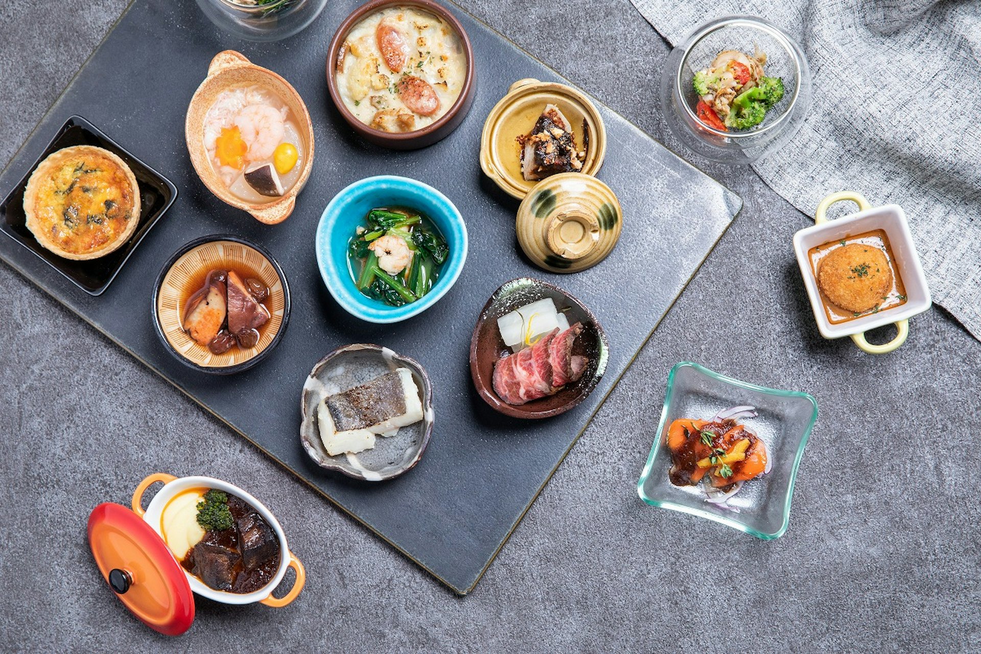 「銀座朝食LABO」以「全面享受江戶東京」為概念,提供道地東京料理。(圖片來源:銀座朝食LABO官網) 「銀座朝食LABO」以「全面享受江戶東京」為概念,提供道地東京料理。(圖片來源:銀座朝食LABO官網)