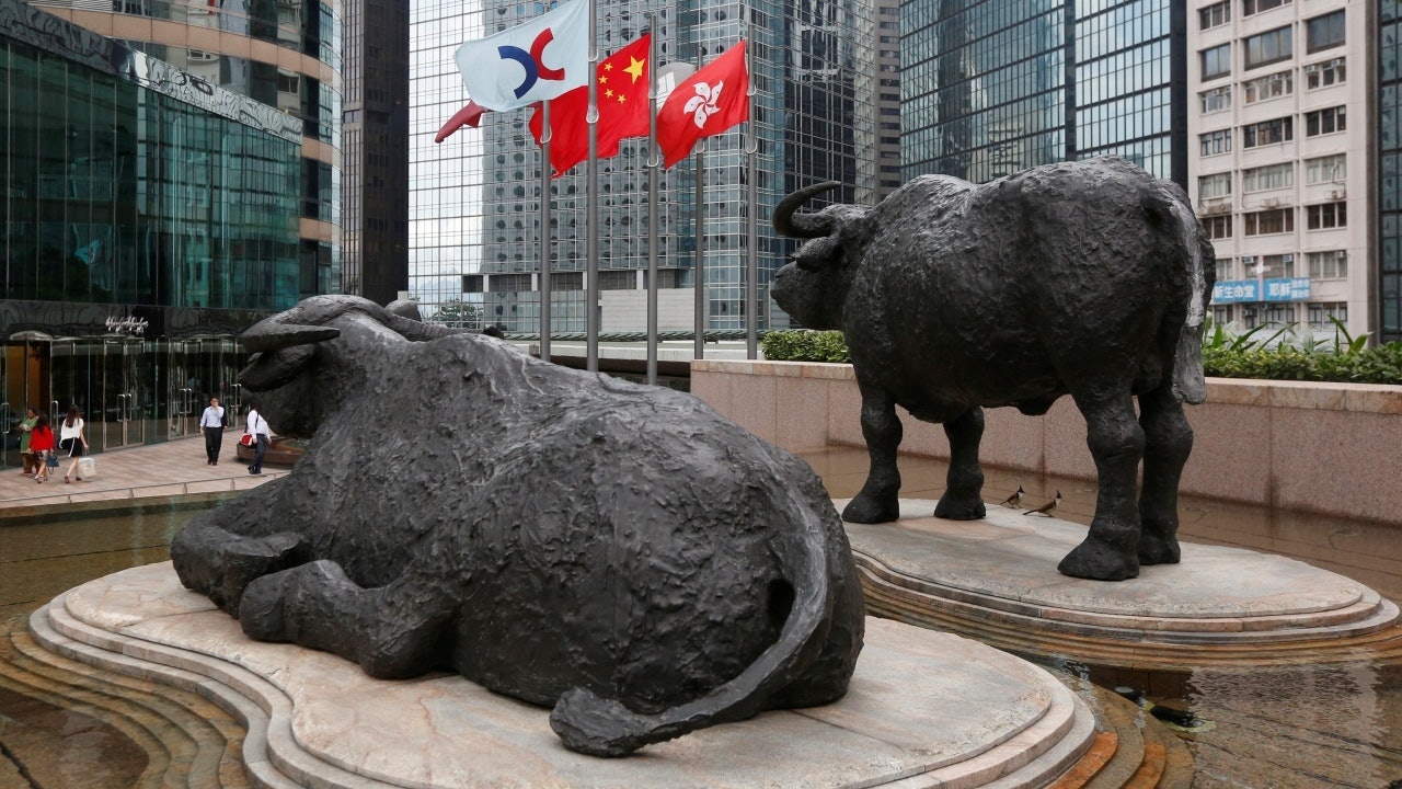 ATMXJ全面上揚 友邦及滙豐升逾1% 港股全日升217點 ATMXJ全面上揚 友邦及滙豐升逾1% 港股全日升217點
