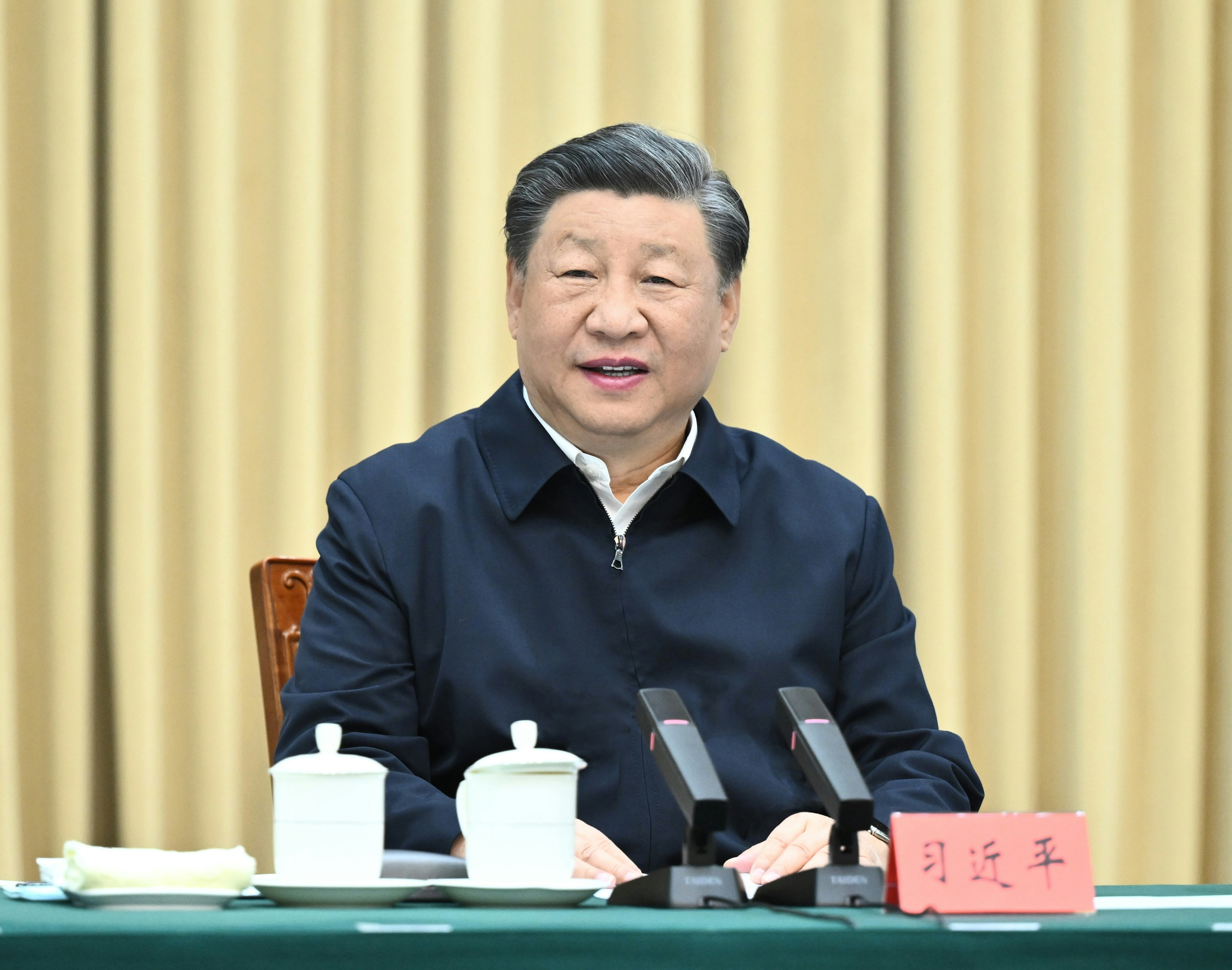 習近平主持中共中央政治局會議　指形式主義官僚主義是頑瘴痼疾