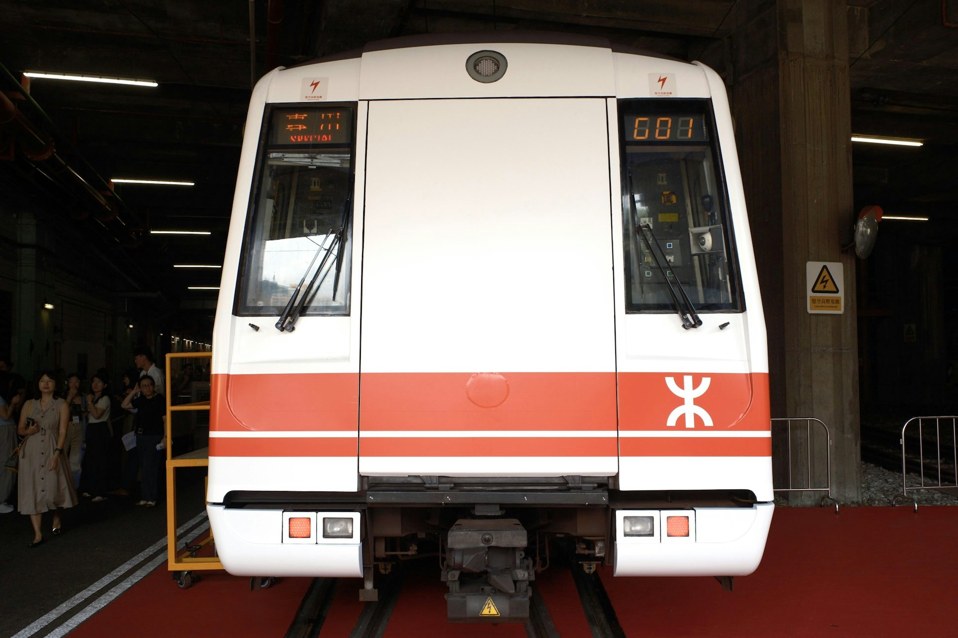 「白頭」復古列車為港鐵45週年主題列車。(盧翊銘攝) 「白頭」復古列車為港鐵45週年主題列車。(盧翊銘攝)