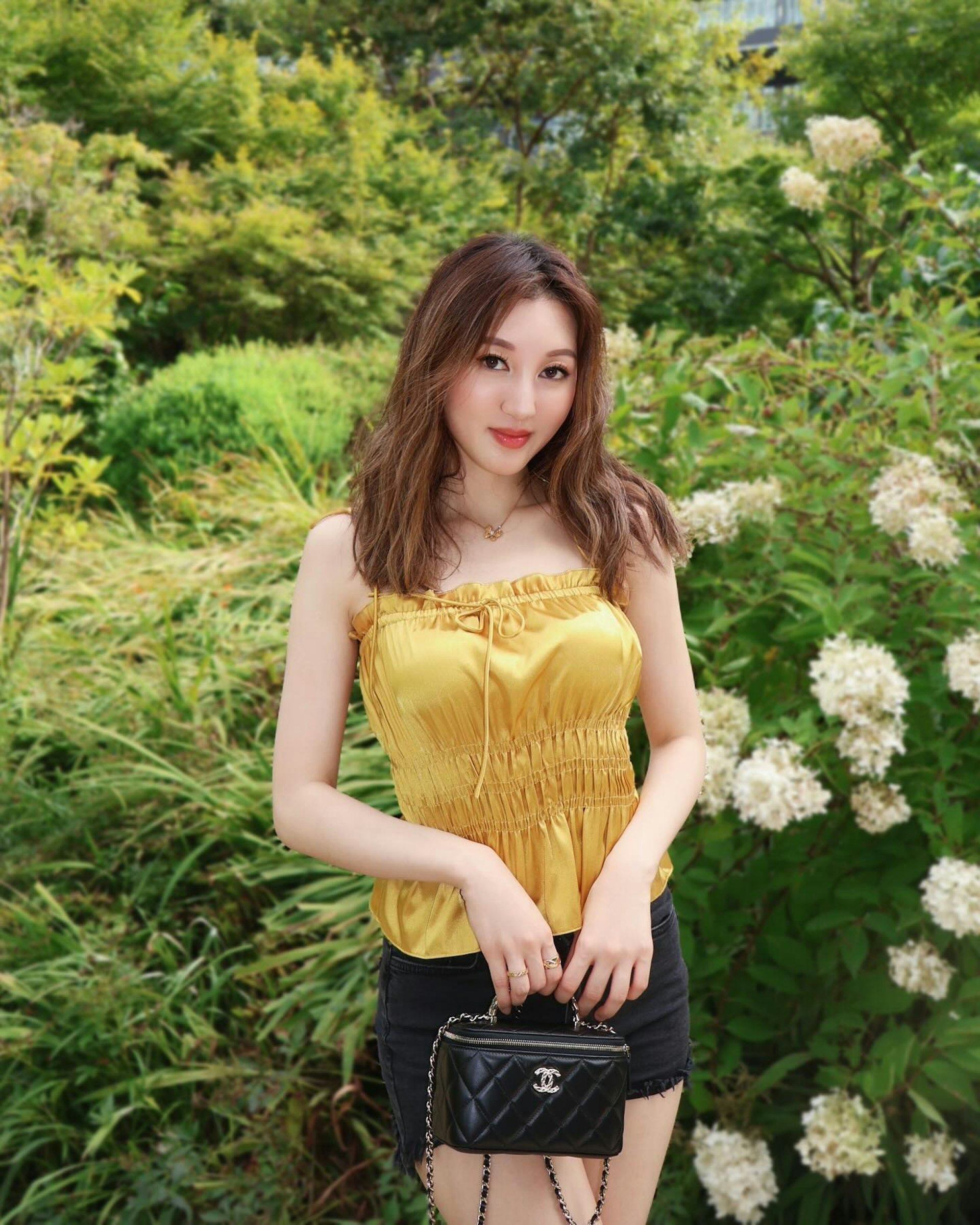 不時大曬名牌手袋。(IG@katherine_hoyk)