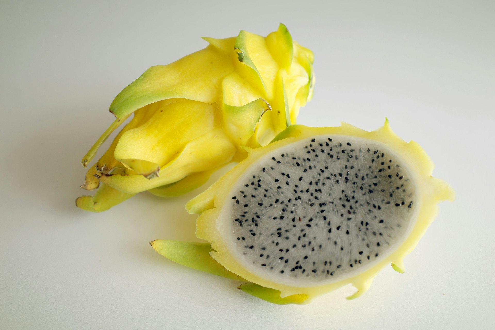 黃皮白肉火龍果(Photo AC) 黃皮白肉火龍果(Photo AC)