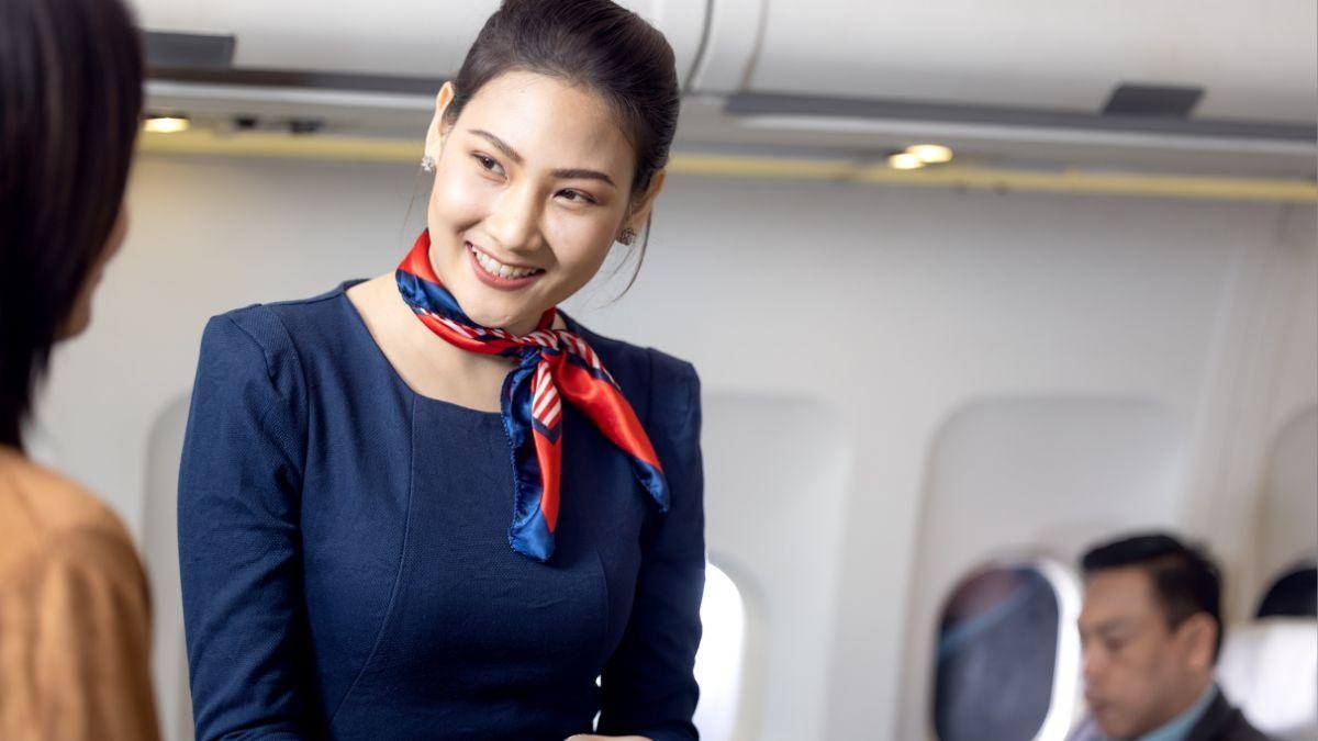 空姐 空姐|羨慕空服員返工到處飛?她分享工作日常飛日本做足9個鐘