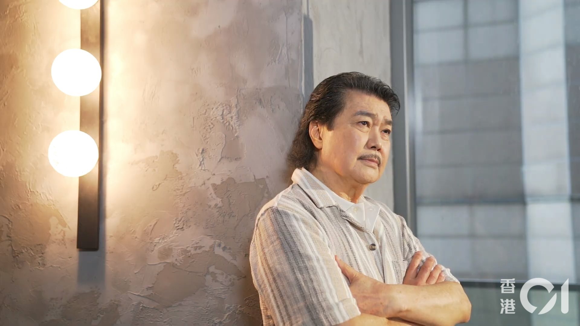 黃錦燊早前接受《香港01》專訪分享在美國成長、出道,來港成為演員的故事。(麥超億 攝) 黃錦燊早前接受《香港01》專訪分享在美國成長、出道,來港成為演員的故事。(麥超億 攝)