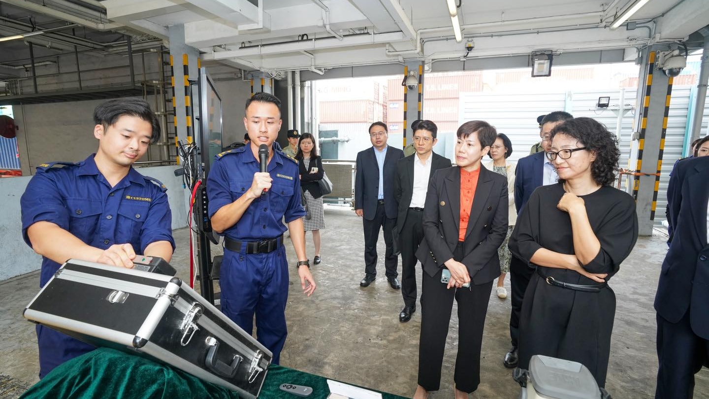 商務部國際貿易談判團到訪海關 關長:在大灣區推出便商利貿措施 商務部國際貿易談判團到訪海關 關長:在大灣區推出便商利貿措施
