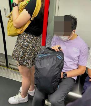 偷拍 港鐵大叔這樣用手機港女質疑偷拍PO相公審真相曝光風向大逆轉
