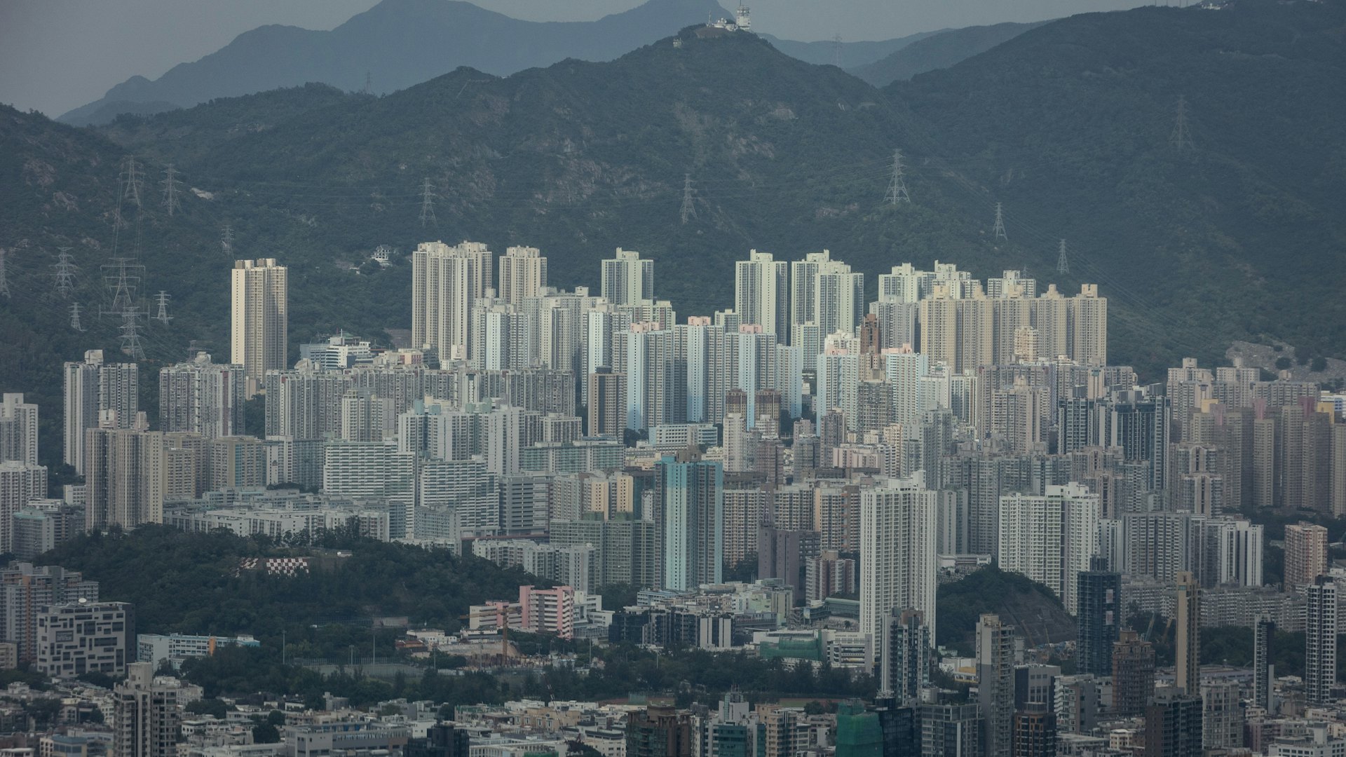 CCL報137.09點按周升0.31% 分析:樓價反覆、短期向下格局未變 CCL報137.09點按周升0.31% 分析:樓價反覆、短期向下格局未變