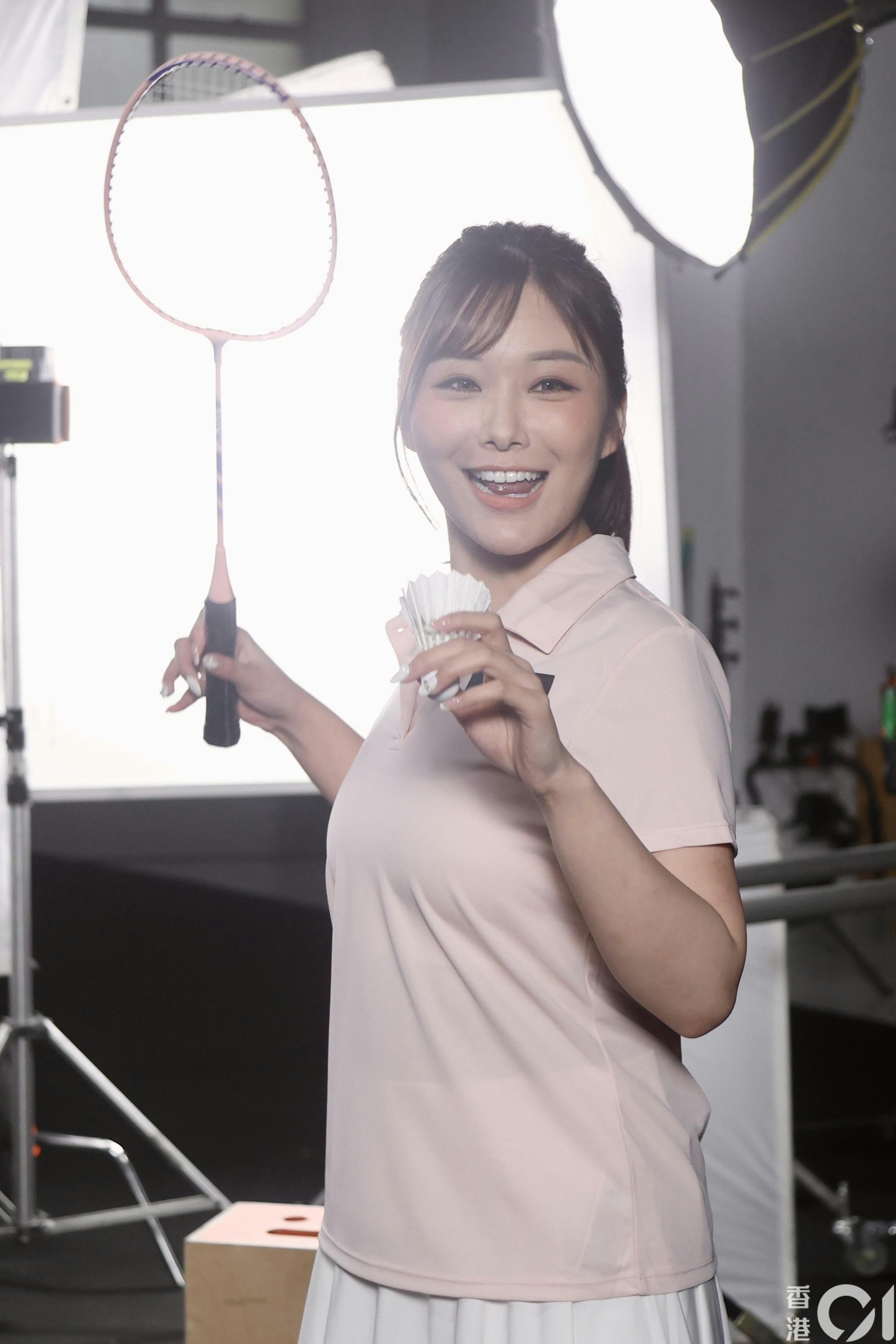 原來素海霖本身正正是羽毛球女將，曾經係校隊，仲拎過獎。（梁碧玲　攝）