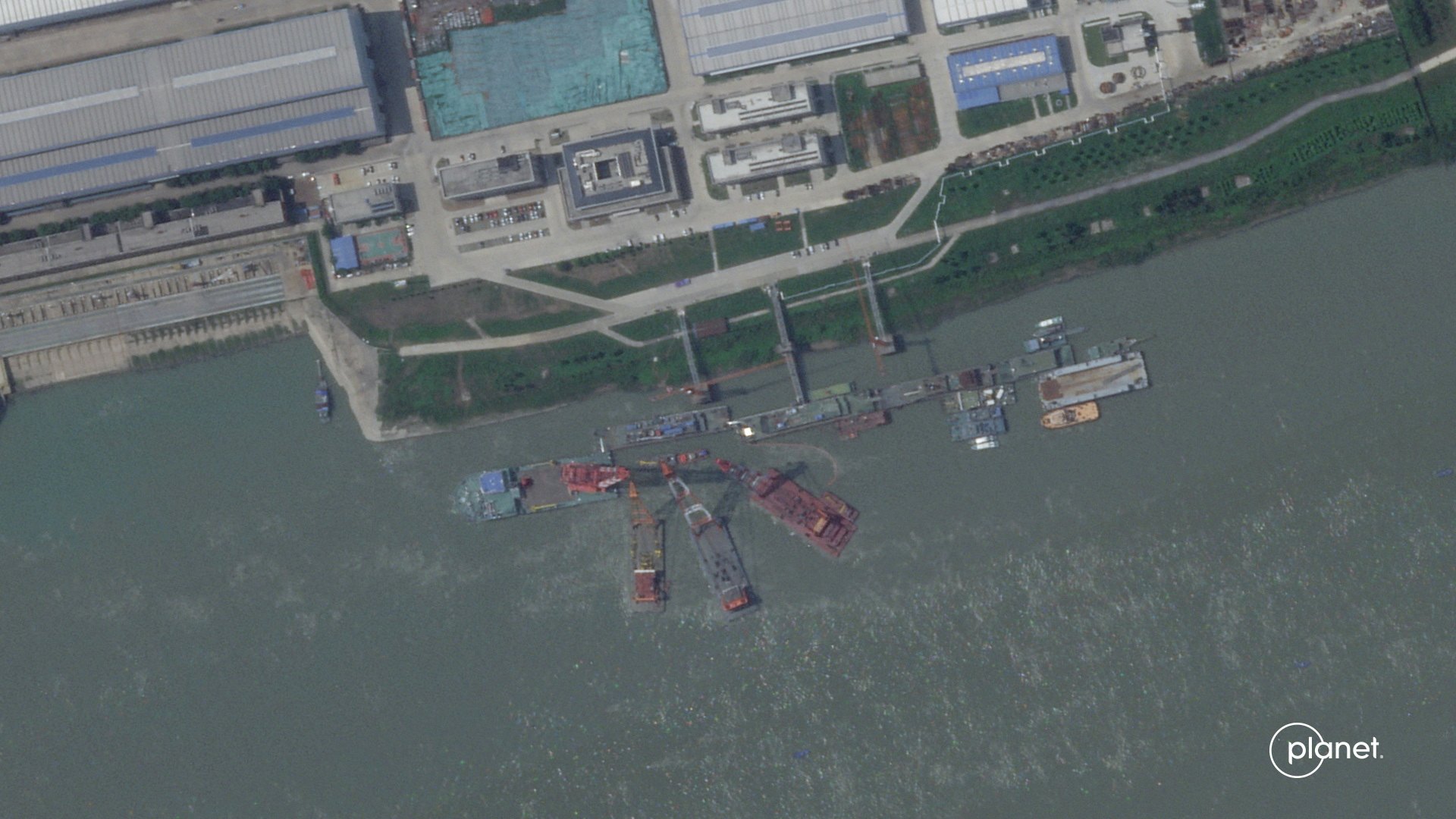 美媒稱中國在建新型核潛艇沉沒 中方未證實消息 美媒稱中國在建新型核潛艇沉沒 中方未證實消息