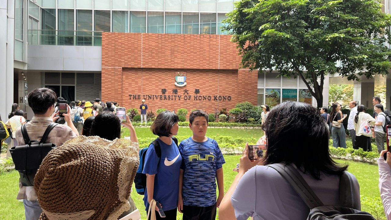 小紅書現「掛名」遊學團導賞港大圖利 教育局:難辨個人登記訪客