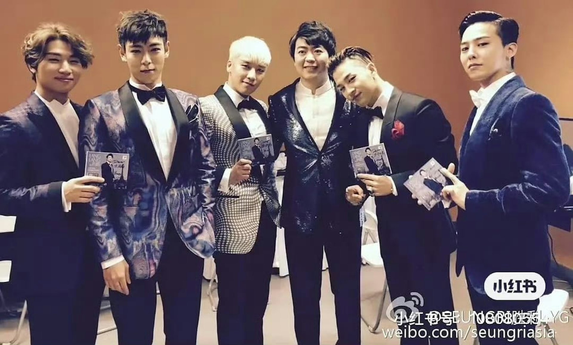 BIGBANG成員也收到郎朗簽名專輯。(小紅書) BIGBANG成員也收到郎朗簽名專輯。(小紅書)