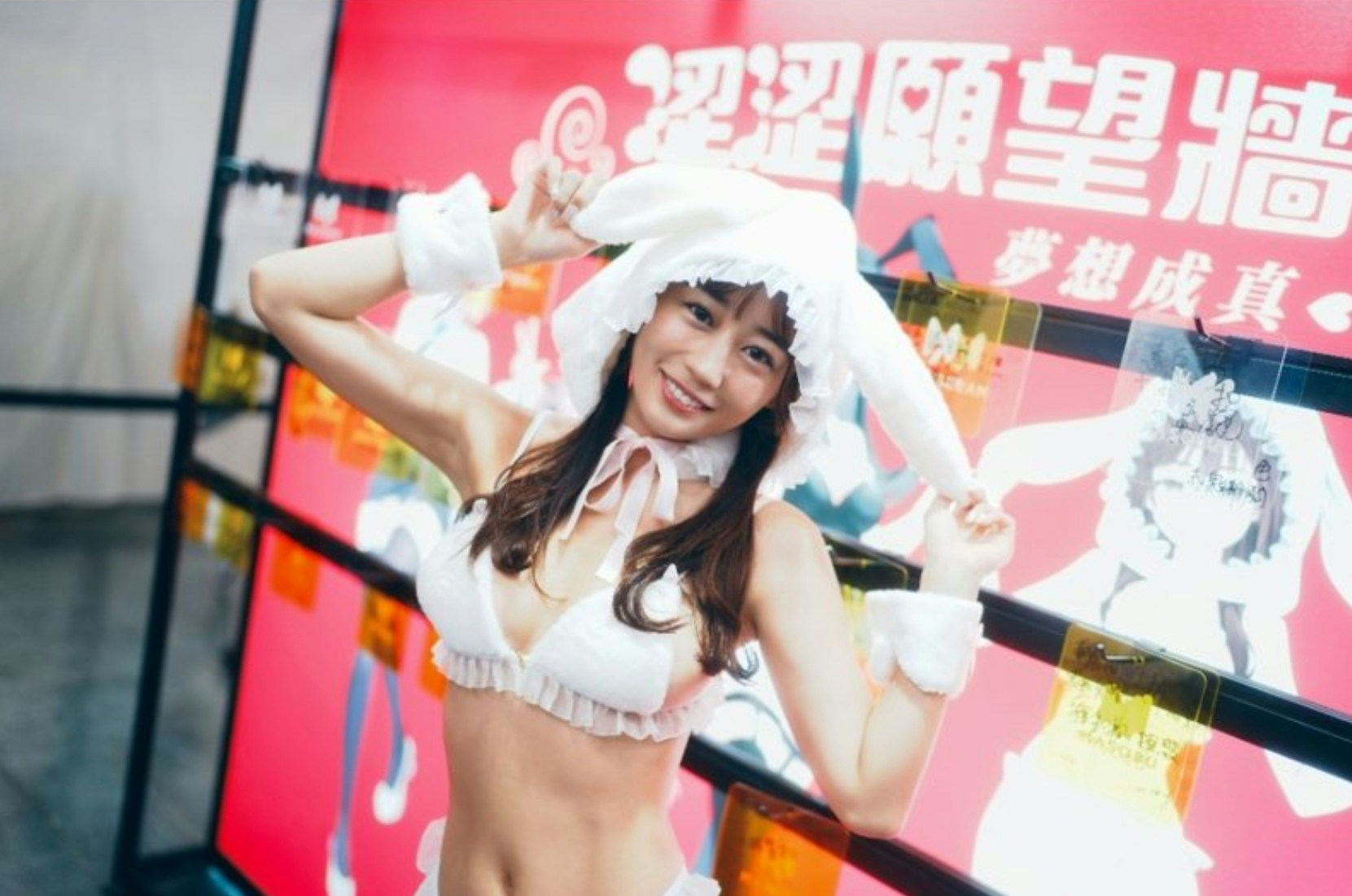 日本「無罩女神」まっかmacca性感現身南港展覽館（MASOBU麻涩部提供）