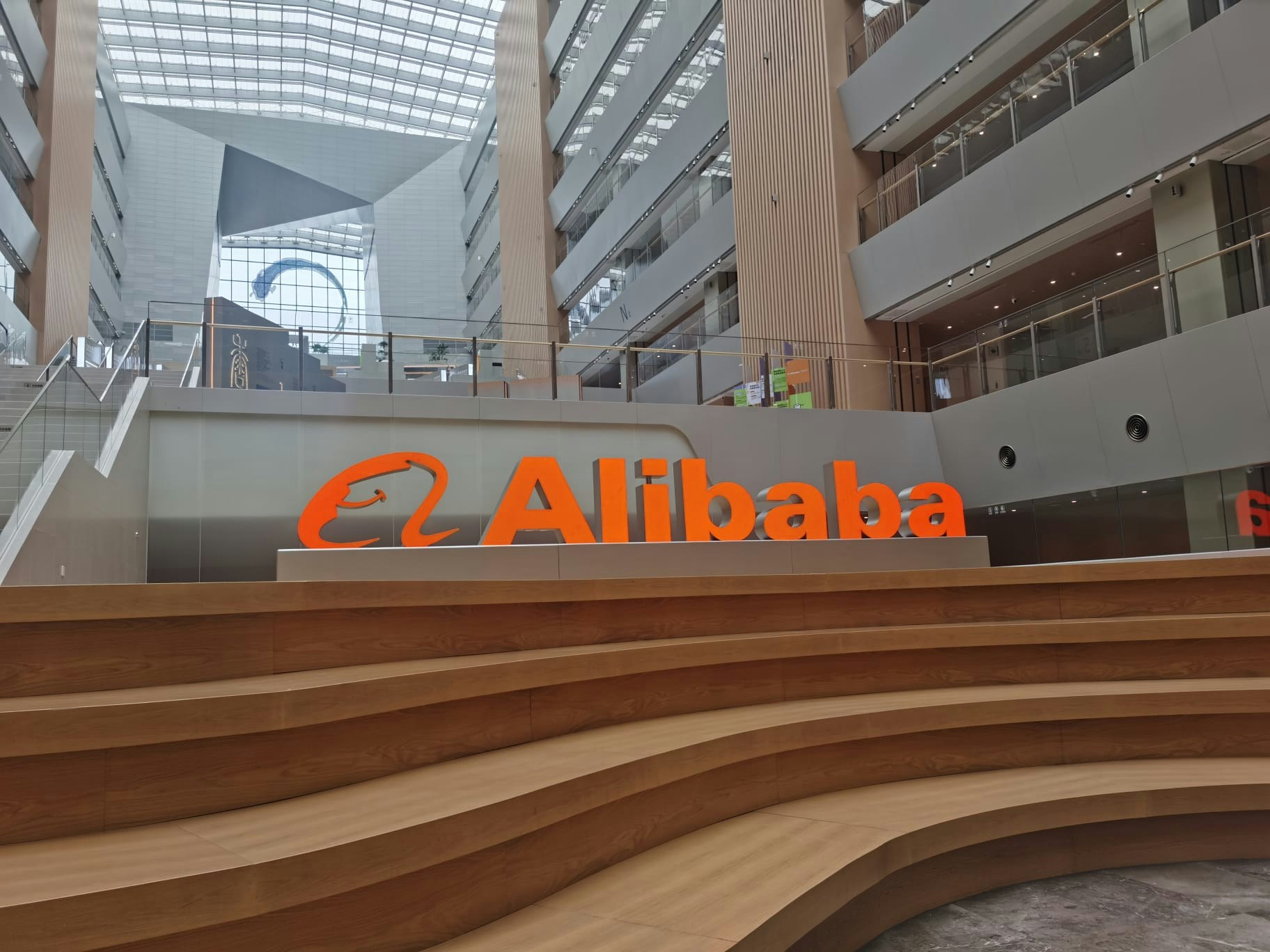 阿里巴巴升级视频生成AI模型支持语音驱动