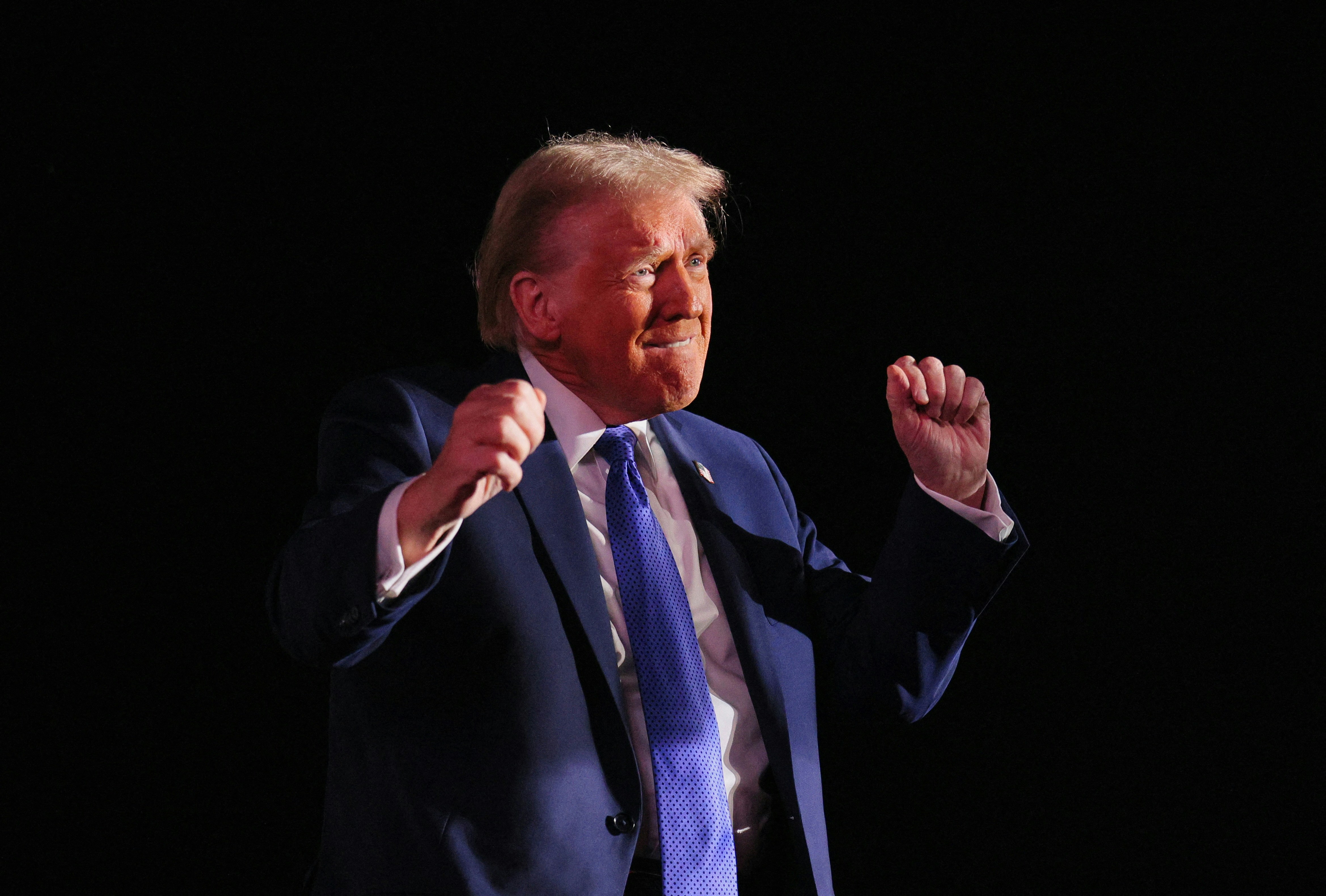 美國大選︱預測市場平台特朗普勝率飆升據報大筆投注金來自海外