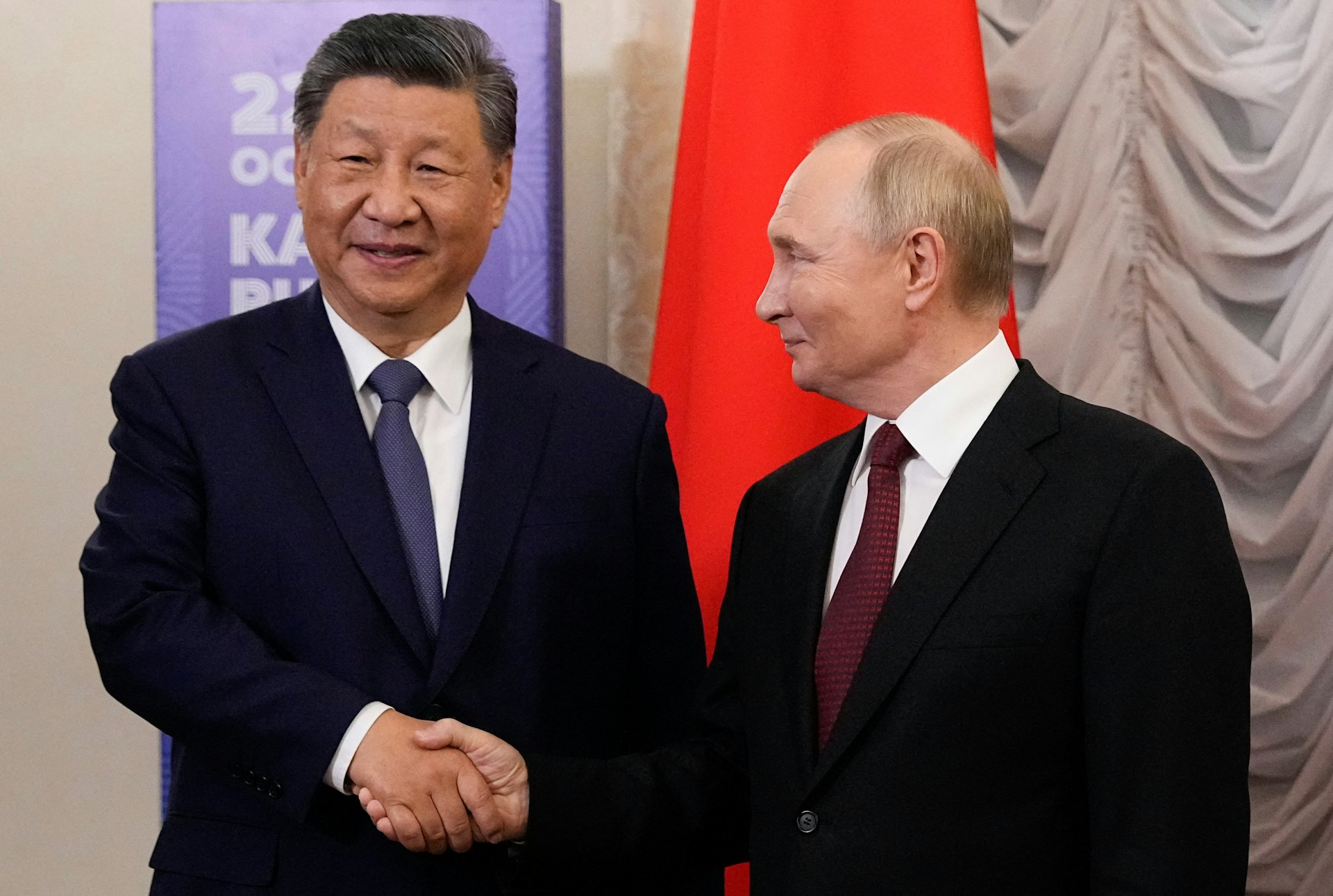 習近平2024年10月22日在俄羅斯喀山會晤普京(Pool via REUTERS)