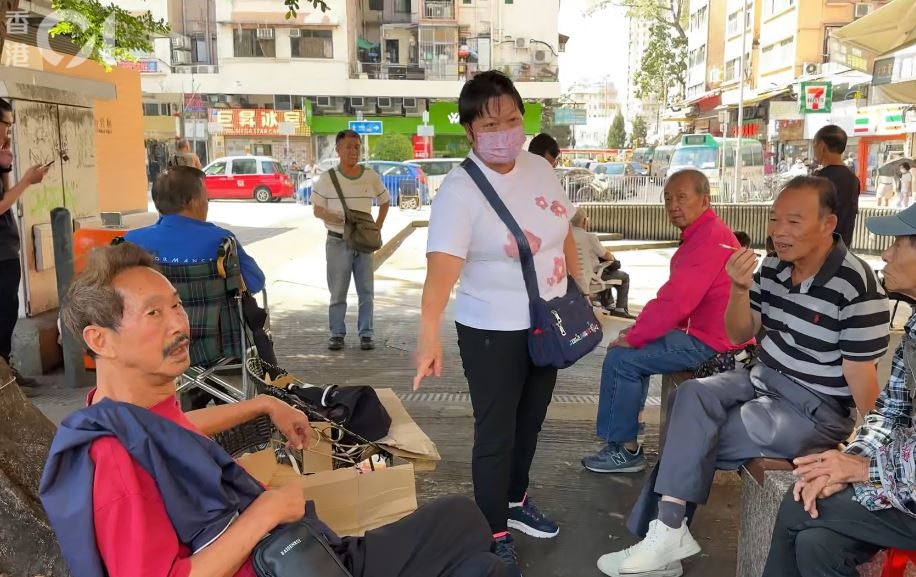 元朗謀殺｜兩翁經常康景街打躉隊啤死者暱稱「醉貓」屢拐杖毆人