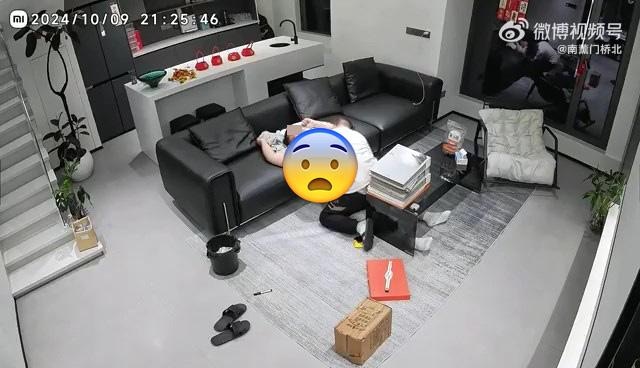 內地微博近日瘋傳1段影片，指有男屋主找來裝修工人上門商討家中裝修事宜，詎料被裝修工人下藥，企圖「硬上」性侵。（影片截圖）