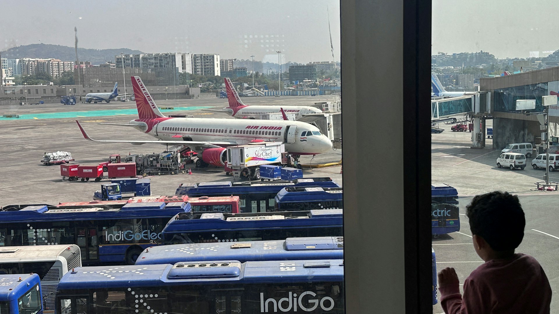 印度航空公司接過百宗炸彈威脅 政府迫社交平台刪文及研究立法 印度航空公司接過百宗炸彈威脅 政府迫社交平台刪文及研究立法