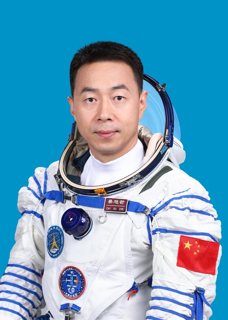 神舟十九號乘組包括2名90後王浩澤為中國唯一女航天飛行工程師