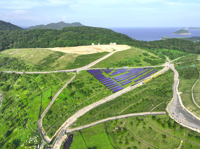 是次太陽能發電場由超過1,800塊光伏電池板組成，佔地面積超過10萬平方呎。﹙資料圖片﹚