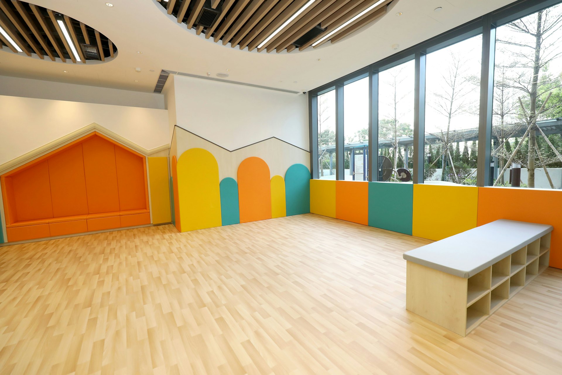 「樂翹軒I」是房協洪水橋/厦村的專用安置屋邨「樂翹都匯」第一期甲的資助出售房屋項目,樓高27層,提供300個住宅單位,涵蓋一房至三房戶型,項目設有會所和休憩庭園等設施。(房協提供) 「樂翹軒I」是房協洪水橋/厦村的專用安置屋邨「樂翹都匯」第一期甲的資助出售房屋項目,樓高27層,提供300個住宅單位,涵蓋一房至三房戶型,項目設有會所和休憩庭園等設施。(房協提供)