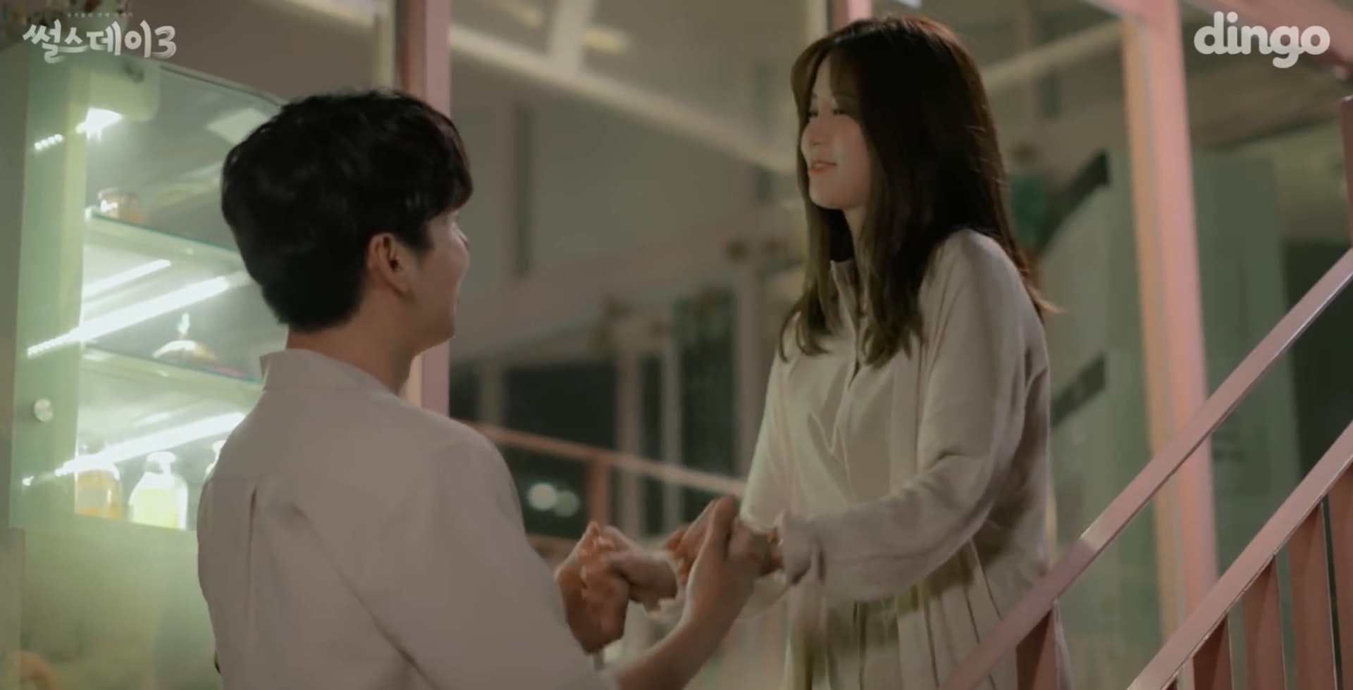 1名女子在連登討論區發文,慨嘆日前揭發已交往14年的男朋友竟「偷食」印尼籍或菲律賓籍的女子,直言「好X亂、好X嬲」。(《THURSDAY》劇照)