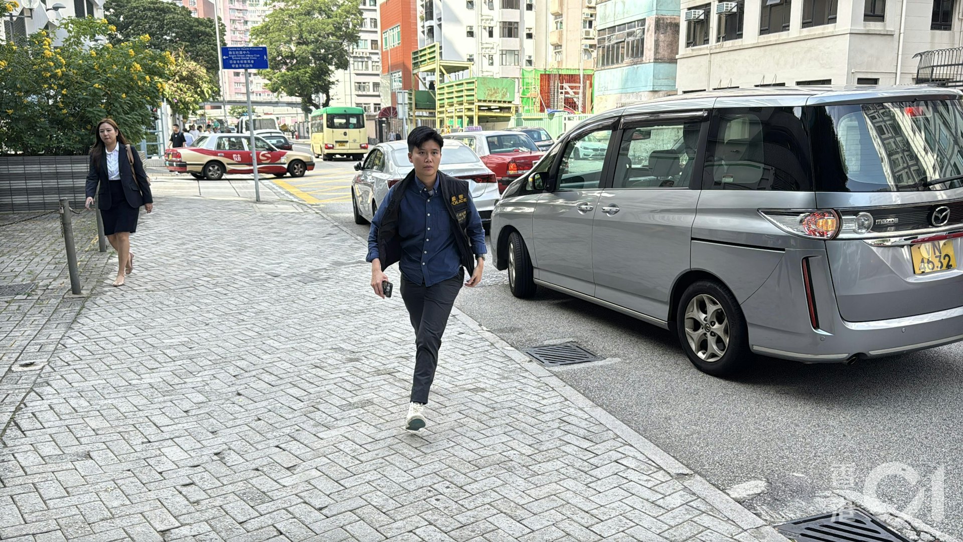 重案組探員到場。(翁鈺輝攝) 重案組探員到場。(翁鈺輝攝)