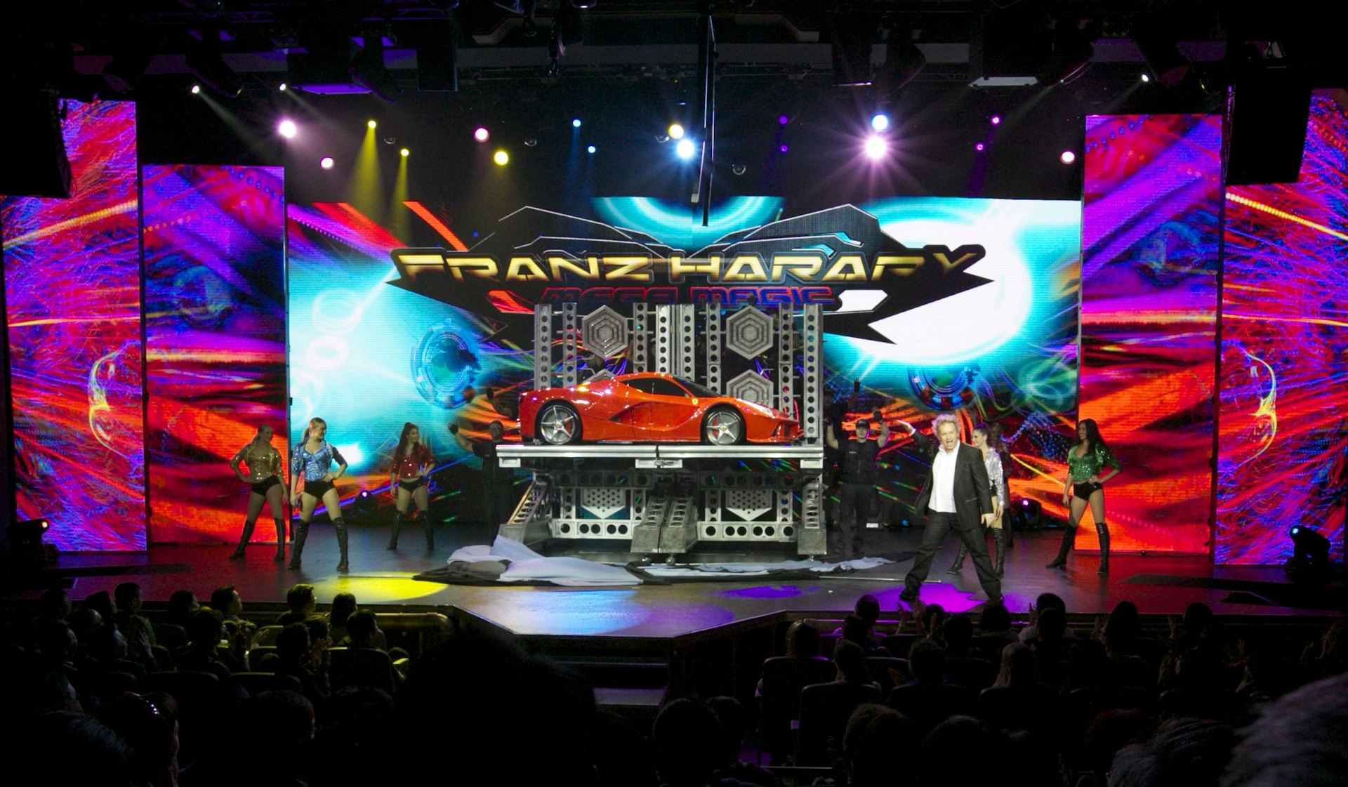 世界頂尖的魔術大師Franz Harary即將舉辦《IMAGINE NATION幻》魔術表演,合共上演33場。(主辦方提供) 世界頂尖的魔術大師Franz Harary即將舉辦《IMAGINE NATION幻》魔術表演,合共上演33場。(主辦方提供)