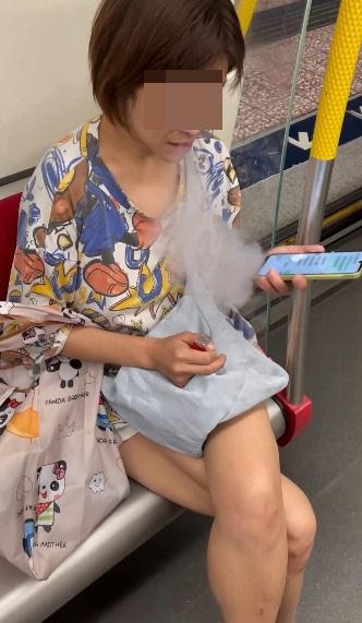 有女子於港鐵車廂內吸食電子煙被公審。（threads影片截圖）