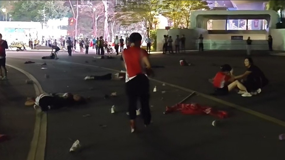 珠海車撞人|官媒痛批:拿無辜市民生命洩私憤 心理何其扭曲陰暗 珠海車撞人|官媒痛批:拿無辜市民生命洩私憤 心理何其扭曲陰暗