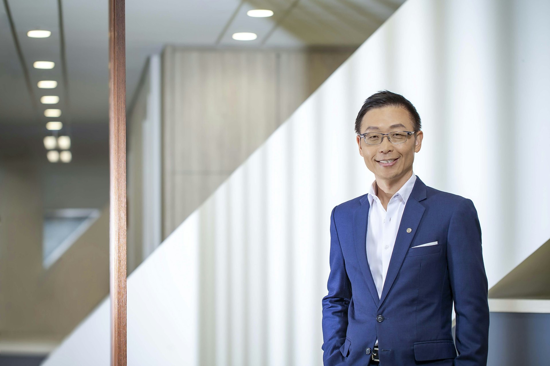 中銀香港個人金融與財富管理業務數字化總監李濱指,中銀香港致力將手機銀行打造為互動數碼理財生活平台。 中銀香港個人金融與財富管理業務數字化總監李濱指,中銀香港致力將手機銀行打造為互動數碼理財生活平台。