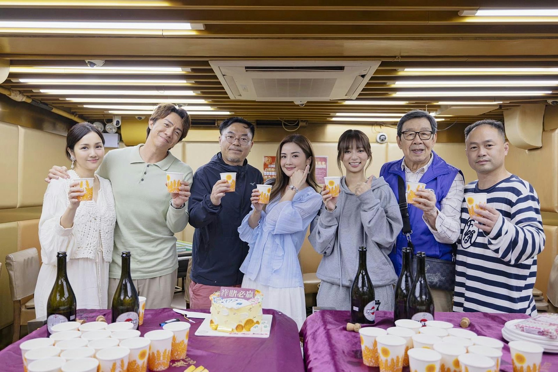 2025蛇年賀歲片《祥賭必贏》煞科,同晚提早為阿Sa慶生。(電影公司提供) 2025蛇年賀歲片《祥賭必贏》煞科,同晚提早為阿Sa慶生。(電影公司提供)