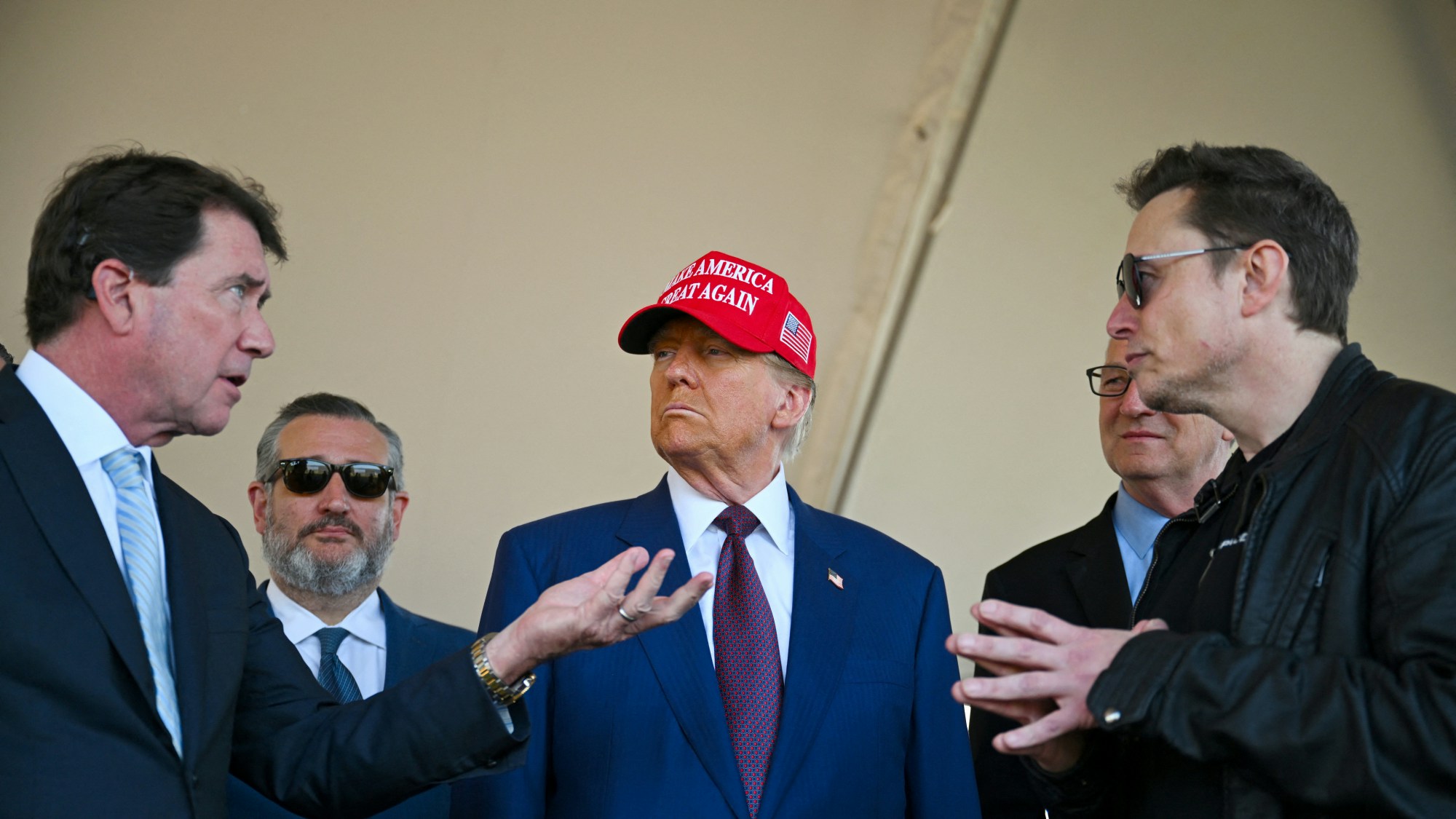 打破美國傳統特朗普保密過渡團隊金主身份未限制捐款數額