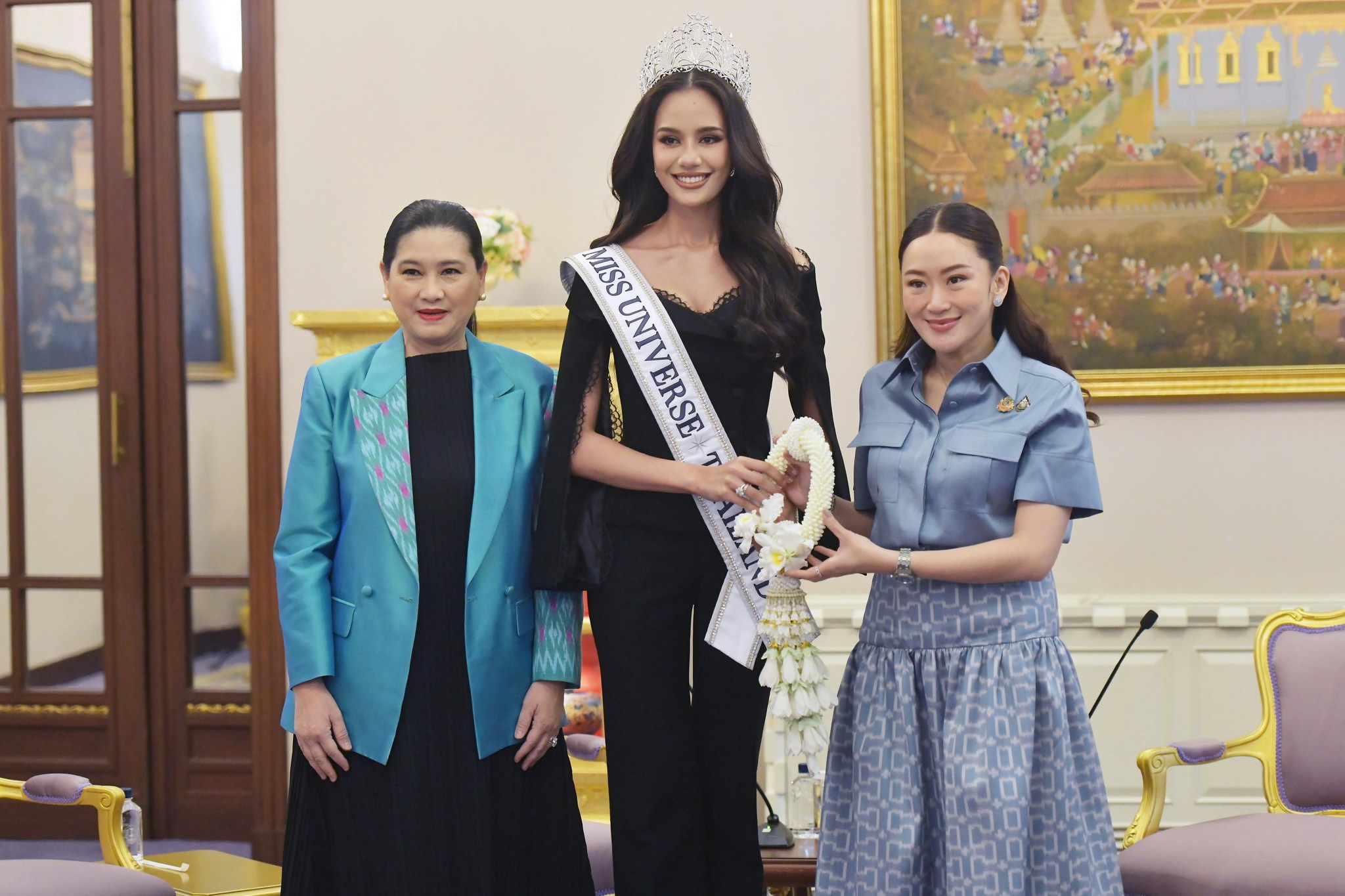 Lesbian porno blowjob