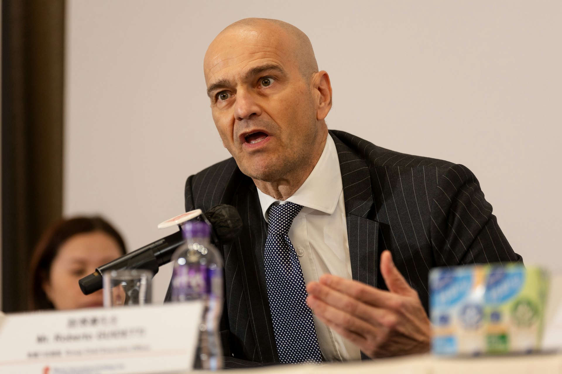 維他奶政總裁陸博濤稱,維他奶早前作出價錢調整。提升競爭能力。﹙周令知攝﹚ 維他奶政總裁陸博濤稱,維他奶早前作出價錢調整。提升競爭能力。﹙周令知攝﹚