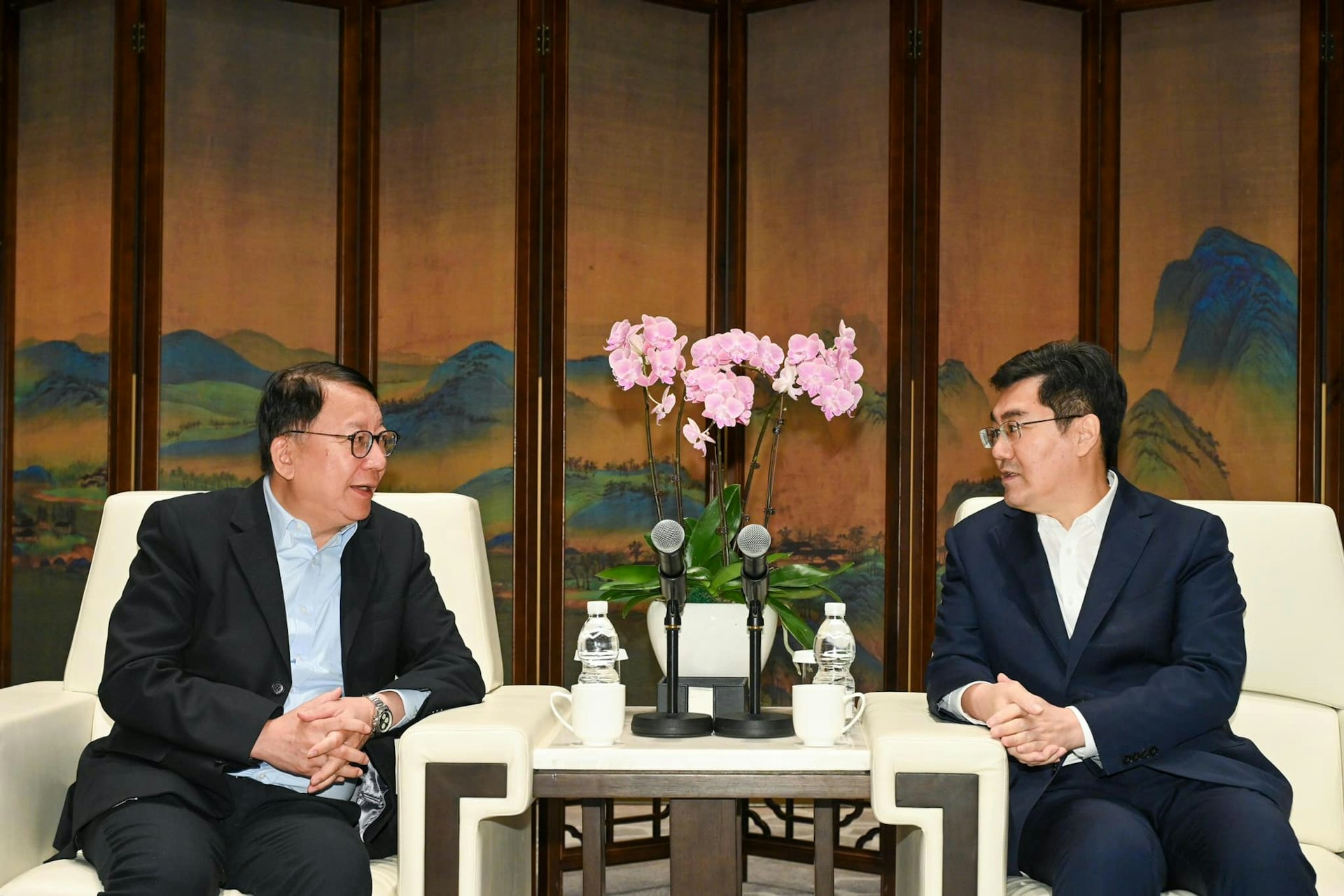 特區政府與香港工商界大灣區考察團第二日行程。(陳國基Facebook) 特區政府與香港工商界大灣區考察團第二日行程。(陳國基Facebook)