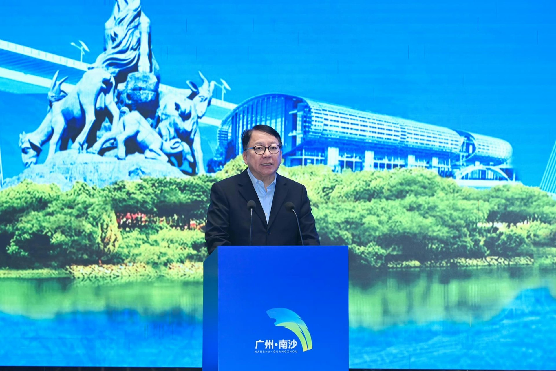 特區政府與香港工商界大灣區考察團第二日行程。(陳國基Facebook) 特區政府與香港工商界大灣區考察團第二日行程。(陳國基Facebook)