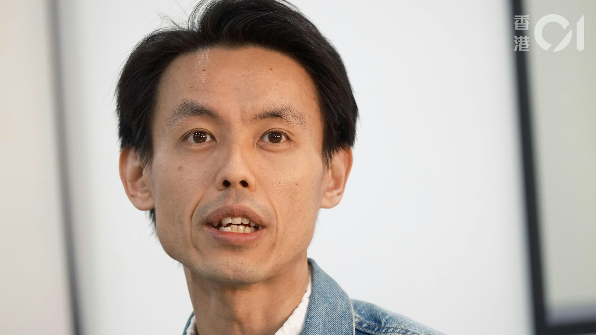 南港島綫西段|民主黨反對鐵路以高架橋為主 擔心噪音及影響景觀 南港島綫西段|民主黨反對鐵路以高架橋為主 擔心噪音及影響景觀