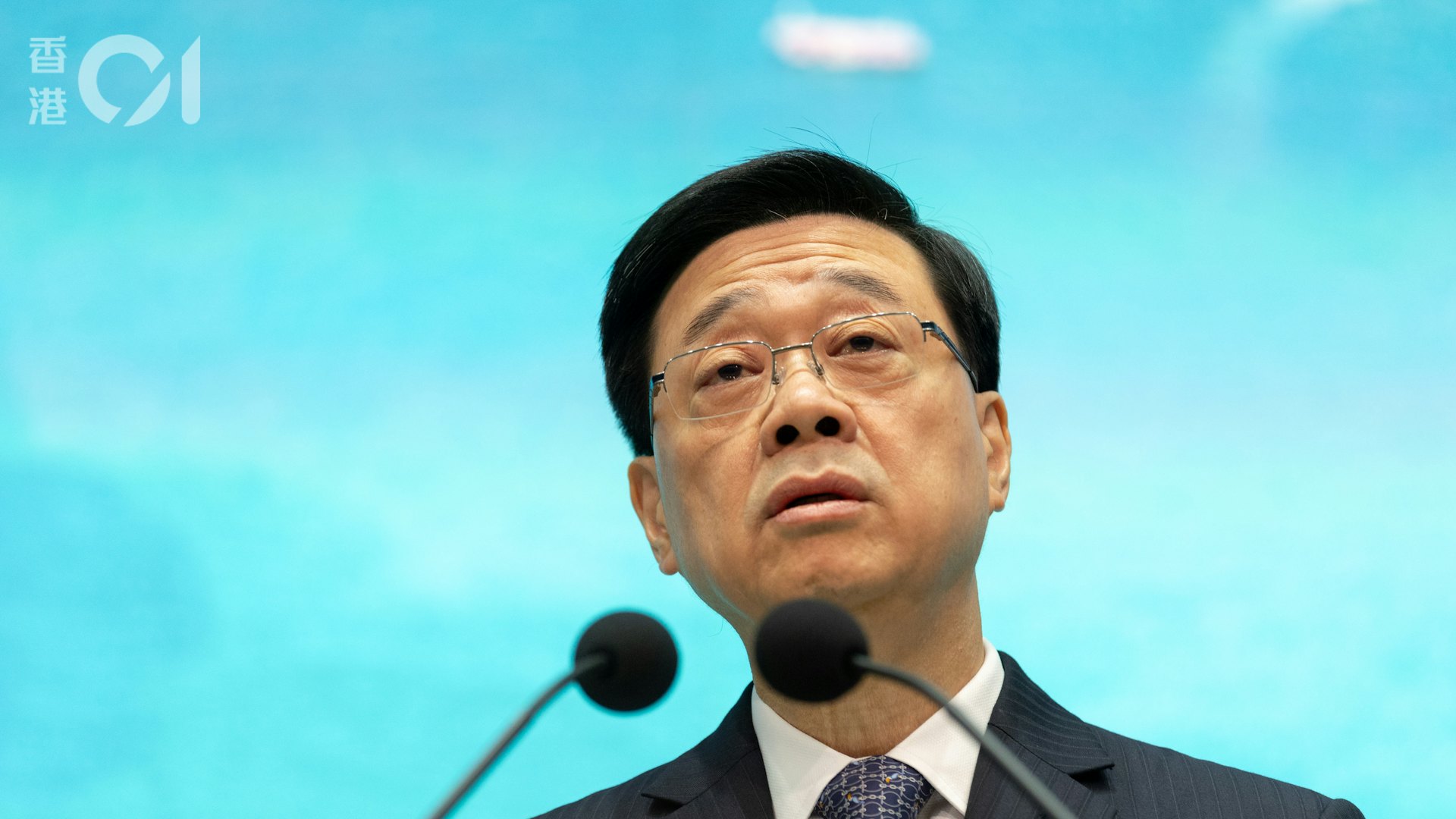 改革大辯論|李家超:不改革會被淘汰 要求官員常發訊息顯主導 改革大辯論|李家超:不改革會被淘汰 要求官員常發訊息顯主導