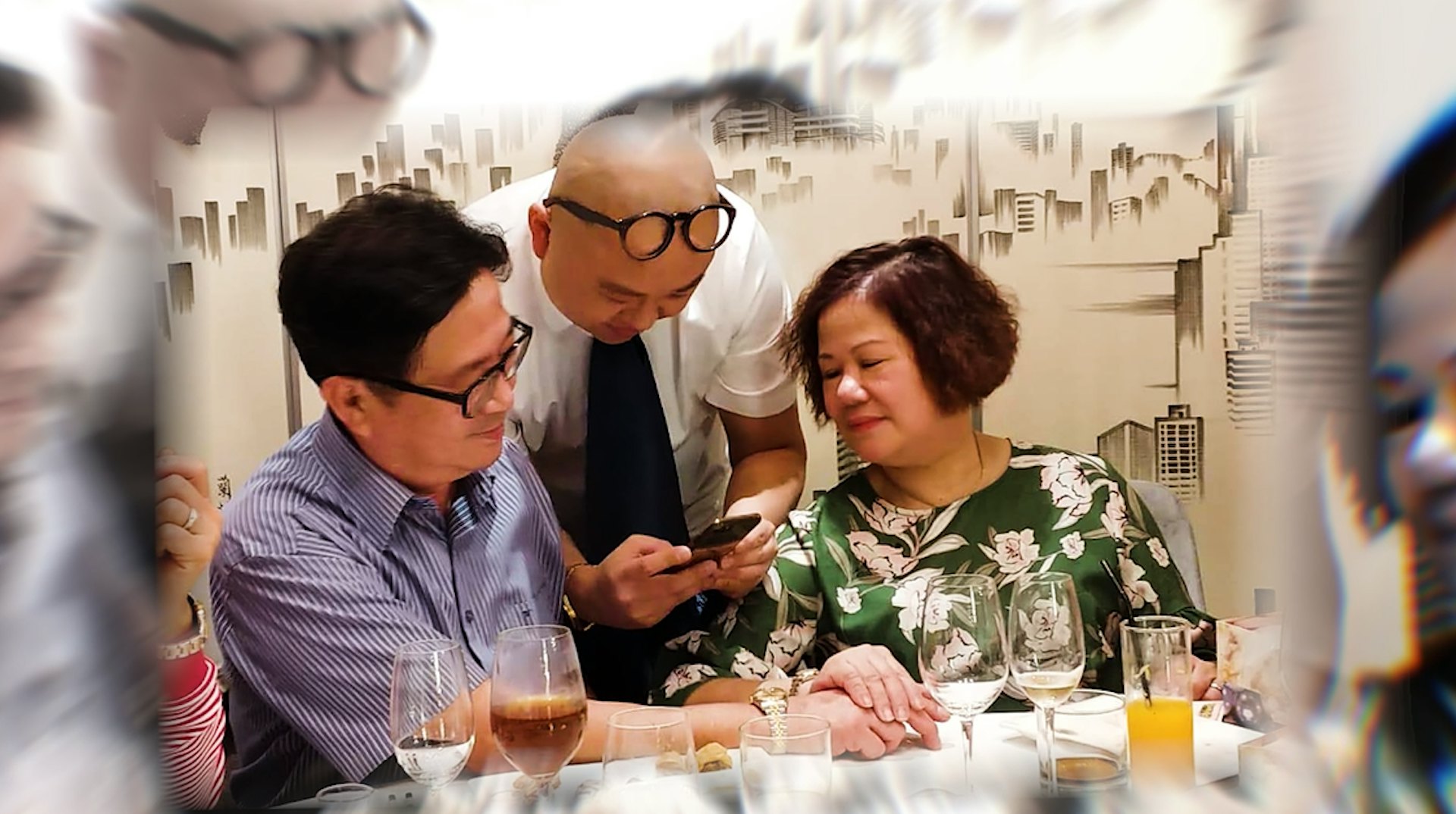 阿Bob自覺係孝順乖仔。 阿Bob自覺係孝順乖仔。