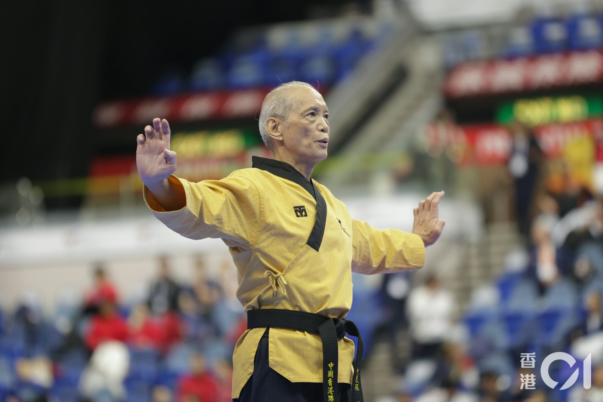 楊志英出戰65歲以上組別個人賽。(蘇煒然攝) 楊志英出戰65歲以上組別個人賽。(蘇煒然攝)