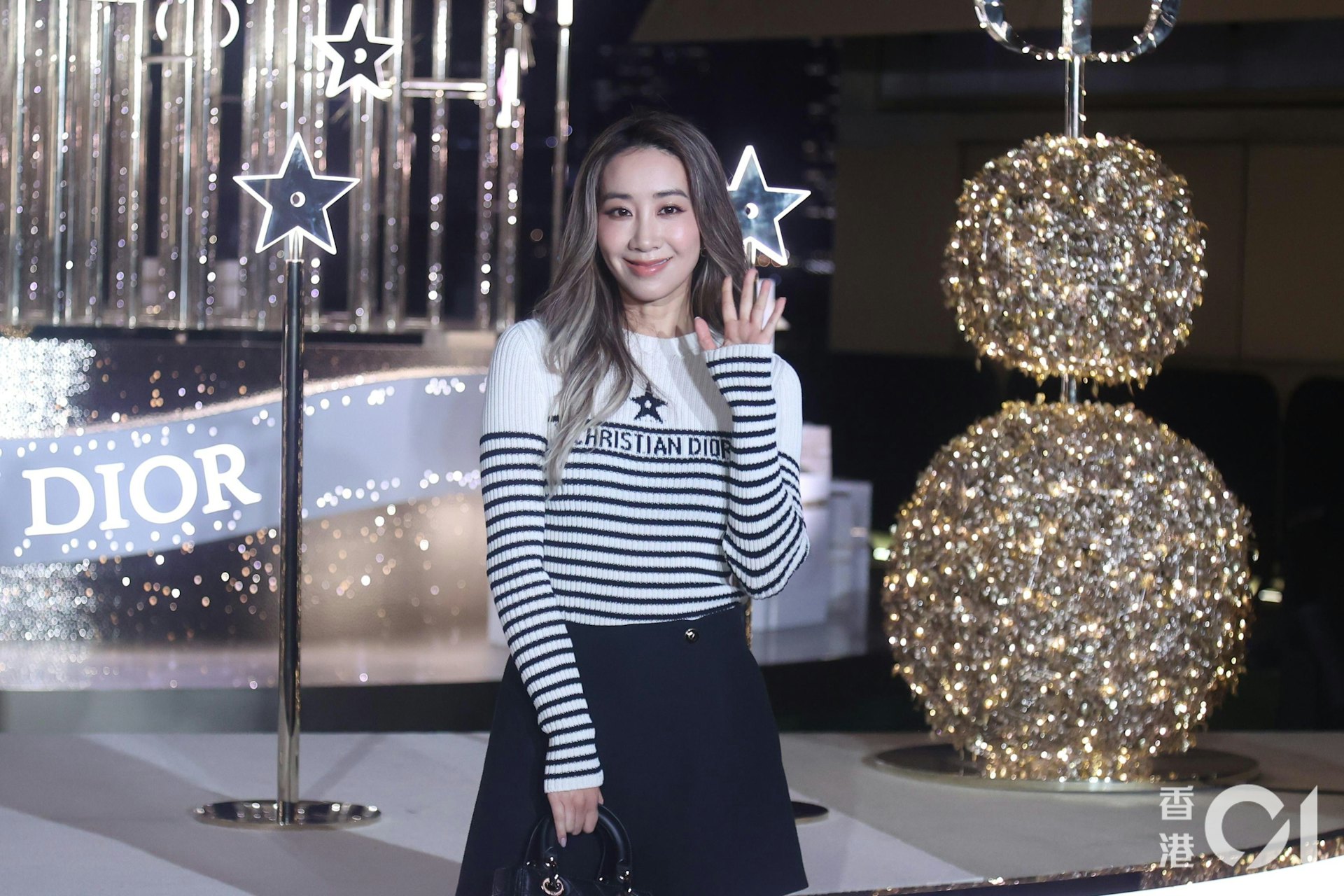 吳雨霏目前正製作新歌,但她自言有「拖延症」,做歌時間一個月又押後一個月。(梁碧玲攝) 吳雨霏目前正製作新歌,但她自言有「拖延症」,做歌時間一個月又押後一個月。(梁碧玲攝)