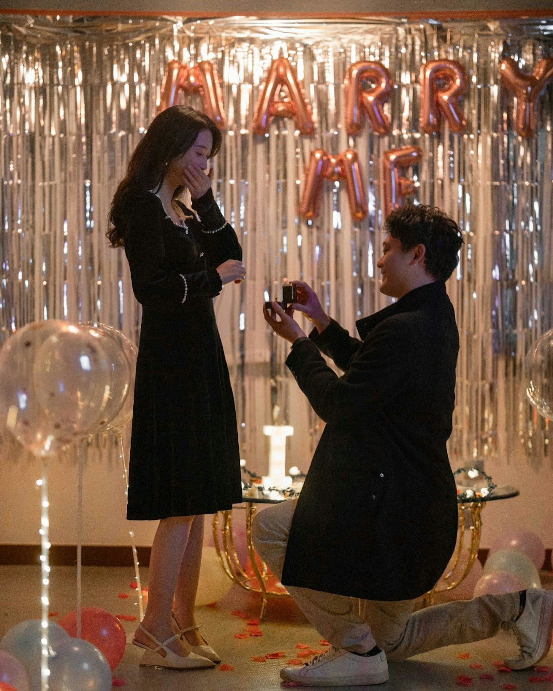 黄静蓝上年获新男友求婚。 (IG:@bluenamchu)