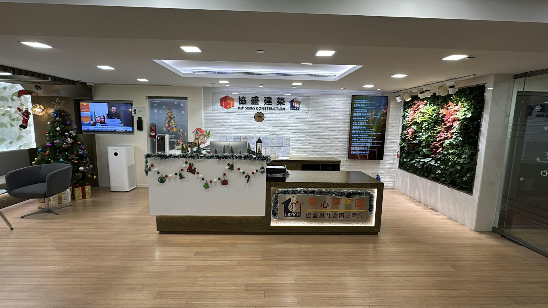 據悉協盛建築遣散員工 建造業總工會料工程量減 致業界拖糧嚴重 據悉協盛建築遣散員工 建造業總工會料工程量減 致業界拖糧嚴重